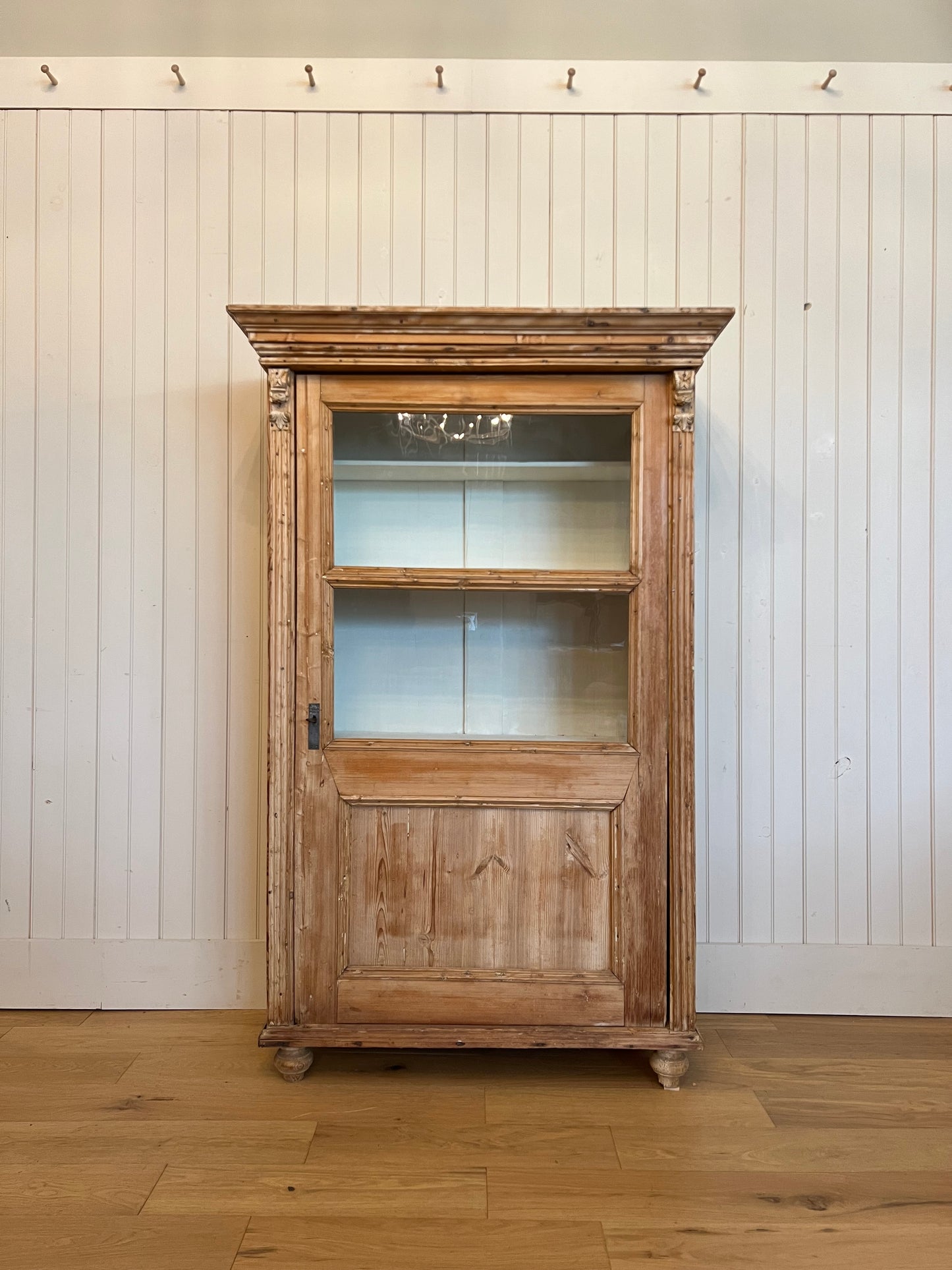 One Piece French Pine Hutch