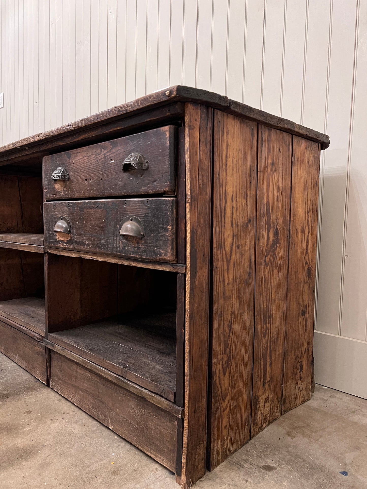 Ironmonger Counter