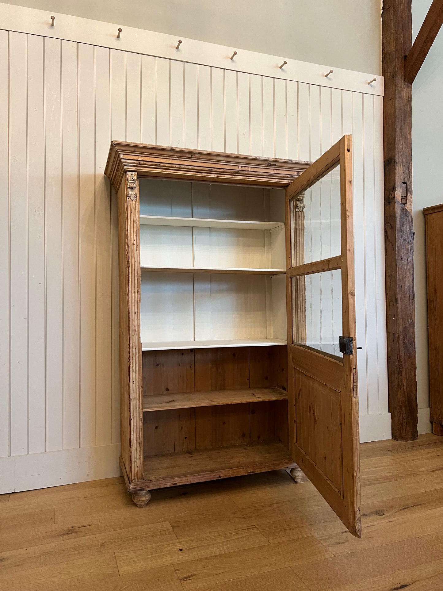 One Piece French Pine Hutch