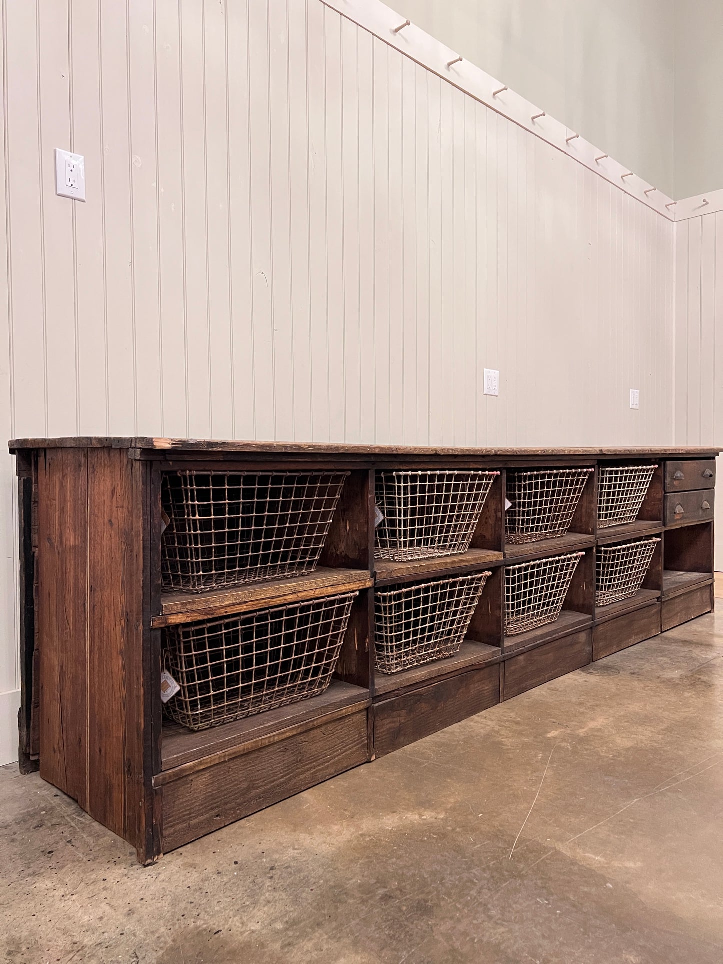 Ironmonger Counter