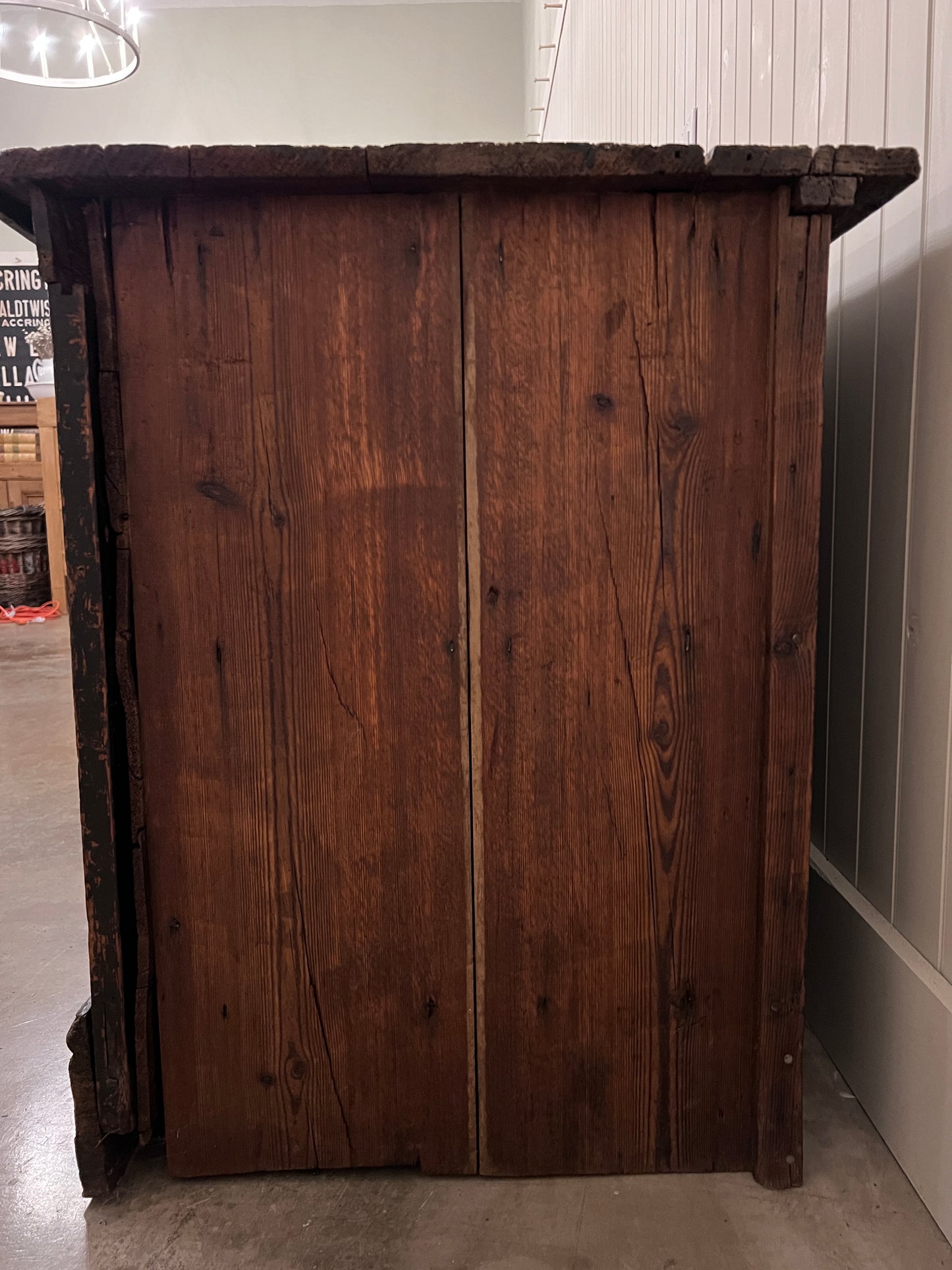 Ironmonger Counter