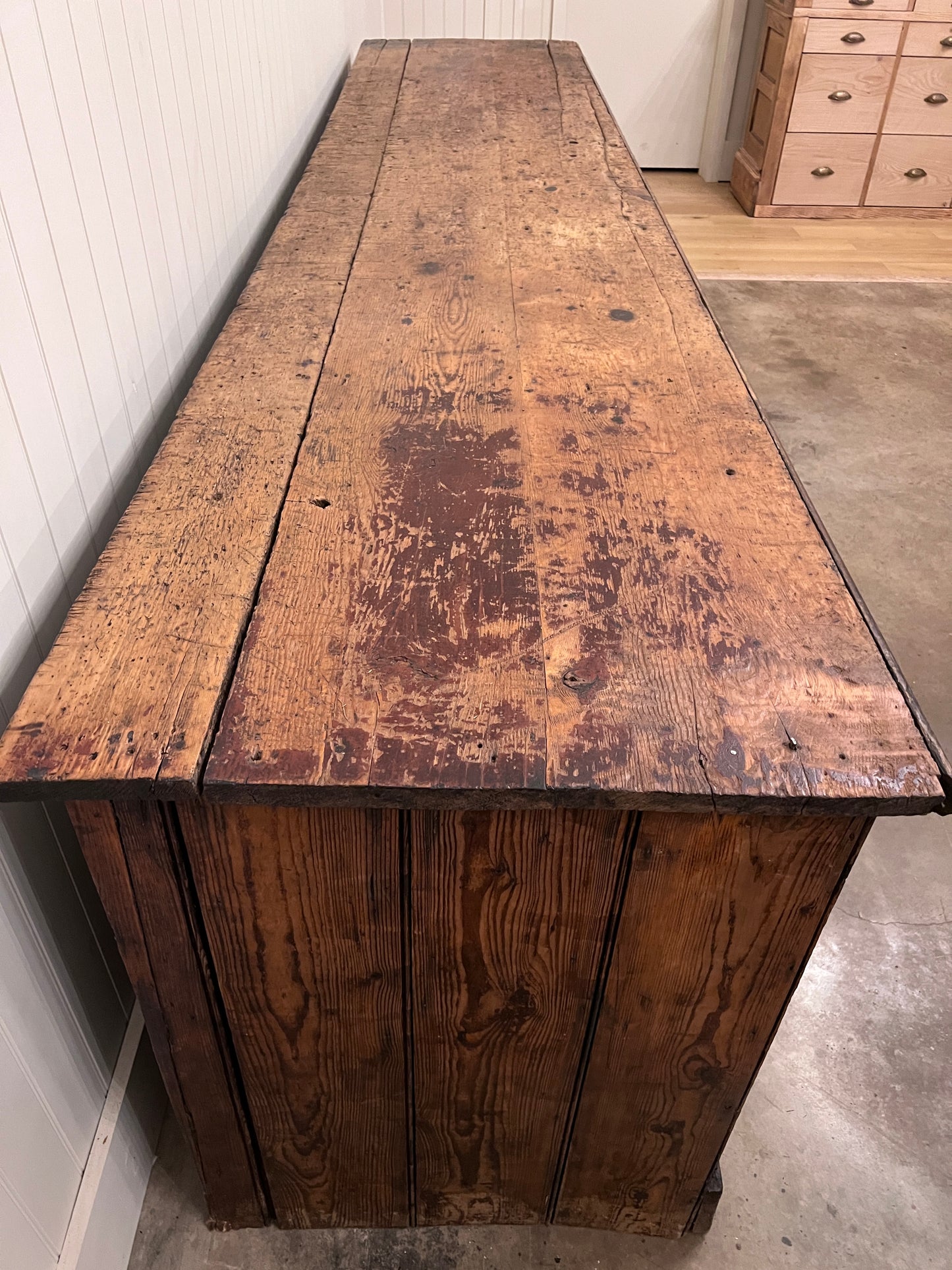 Ironmonger Counter