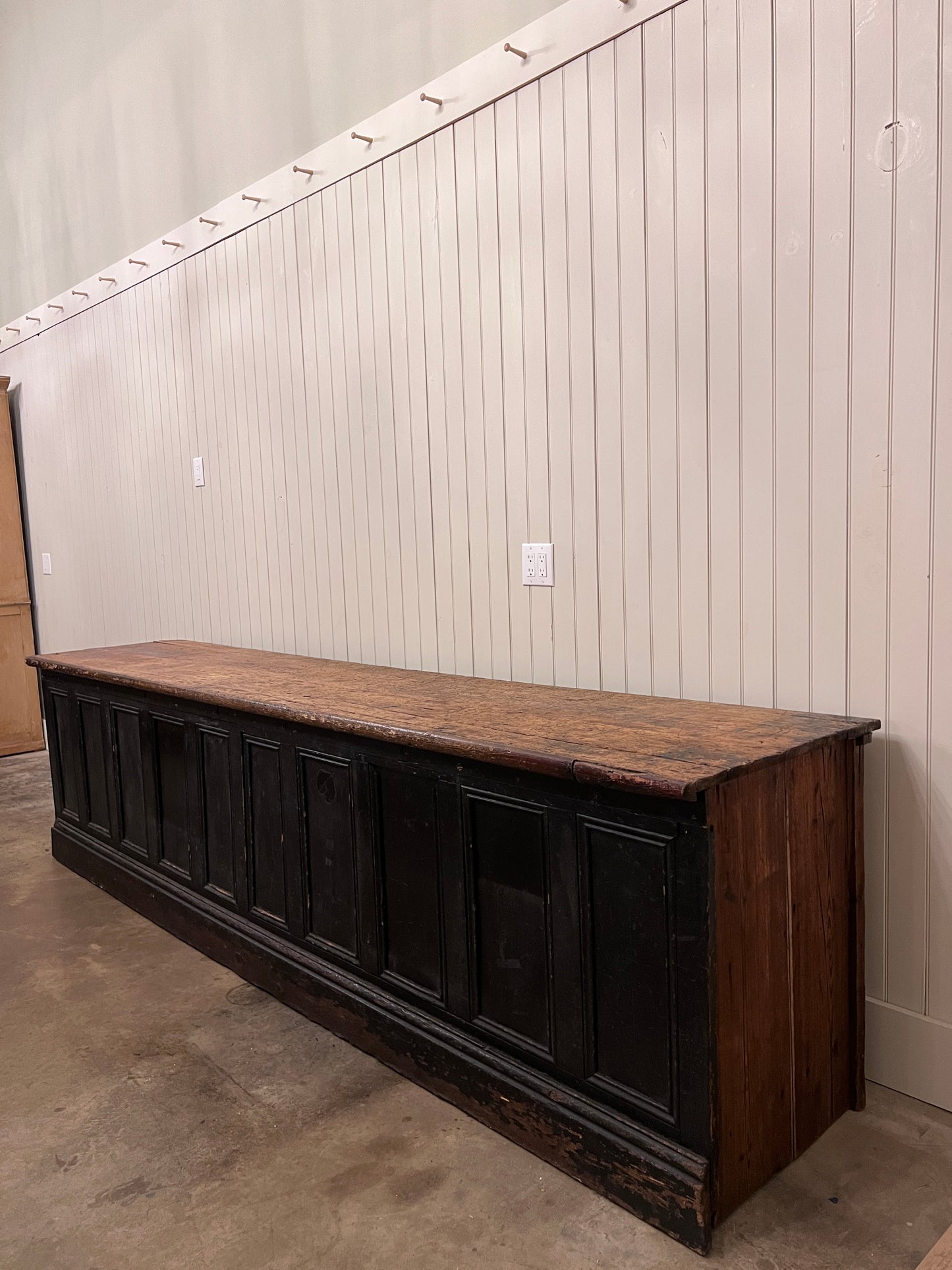 Ironmonger Counter