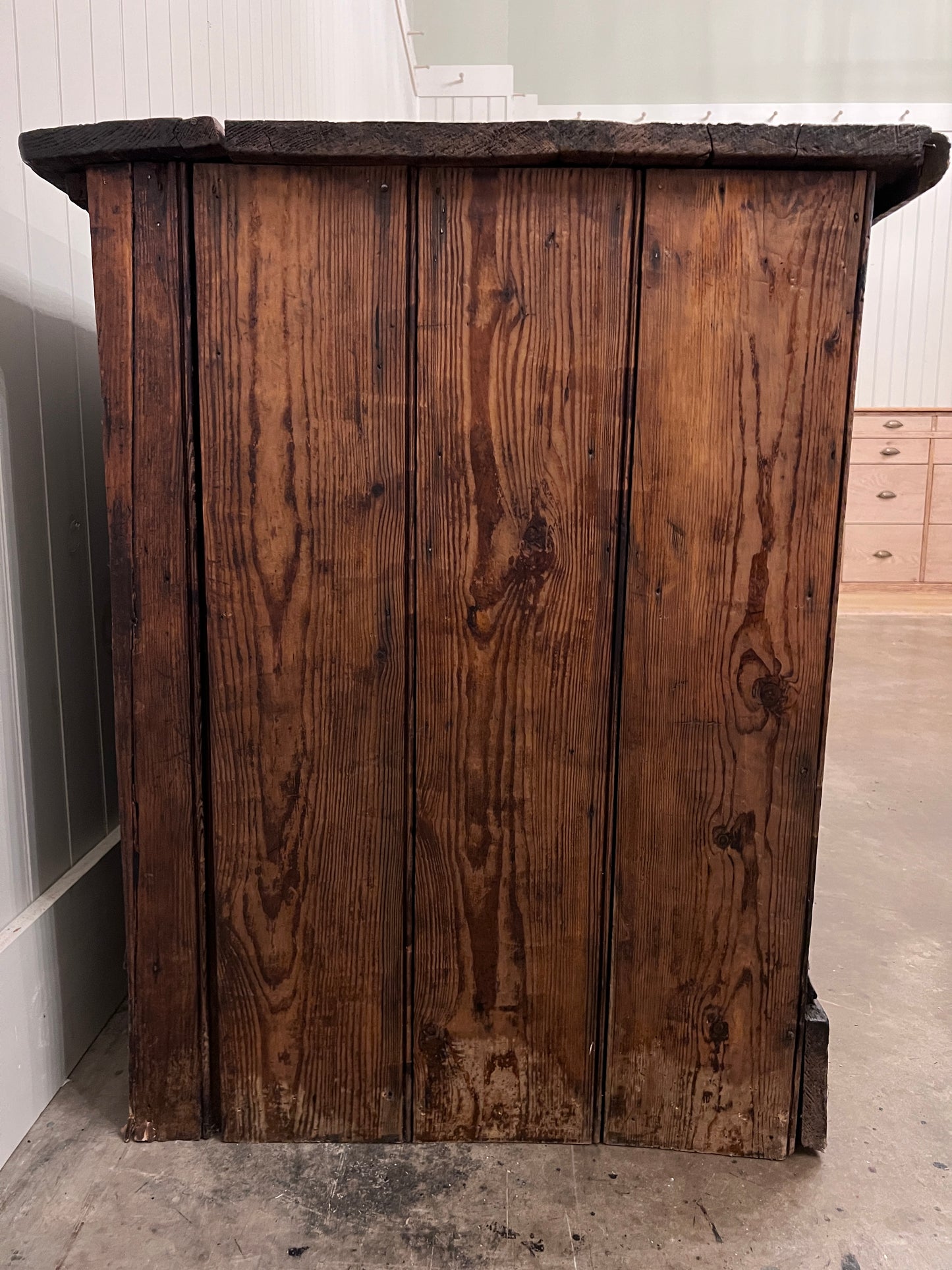 Ironmonger Counter
