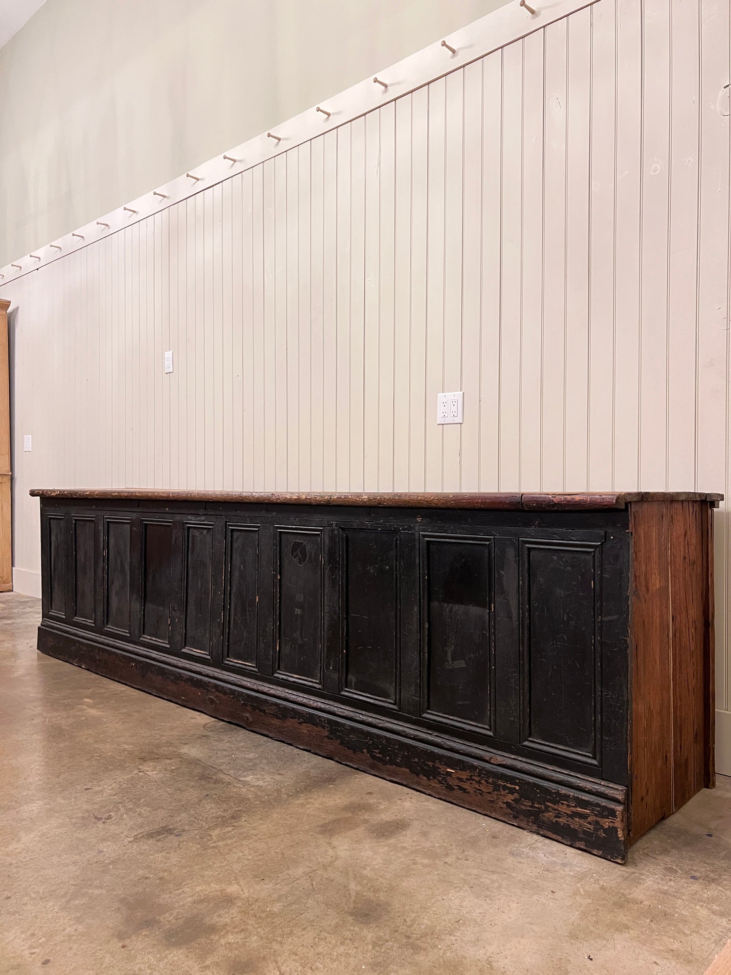 Ironmonger Counter