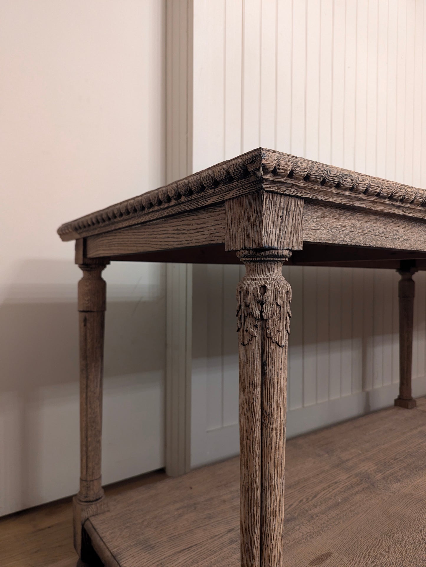 Scrubbed Oak Belgian Drapers Table 1