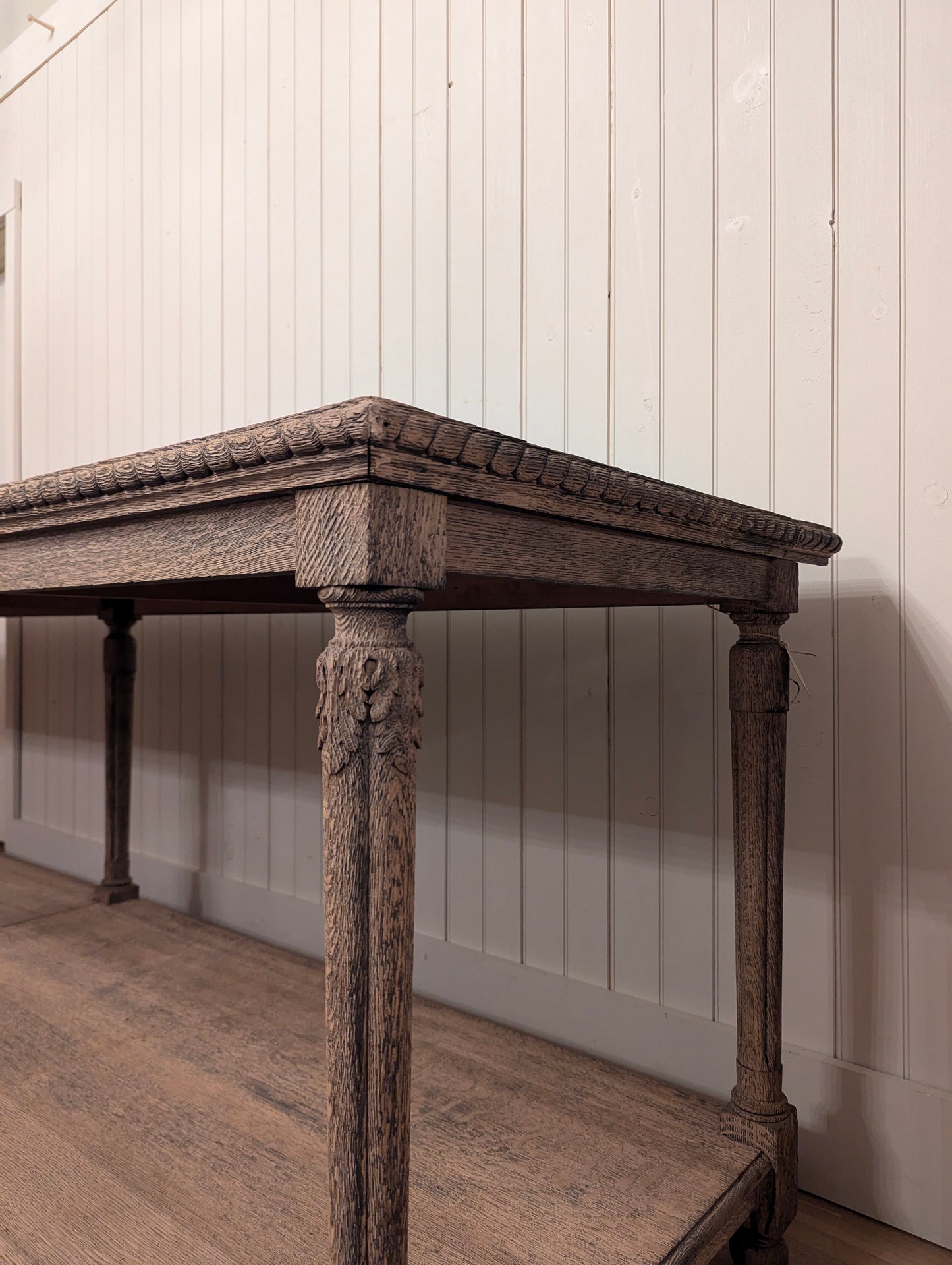 Scrubbed Oak Belgian Drapers Table 1