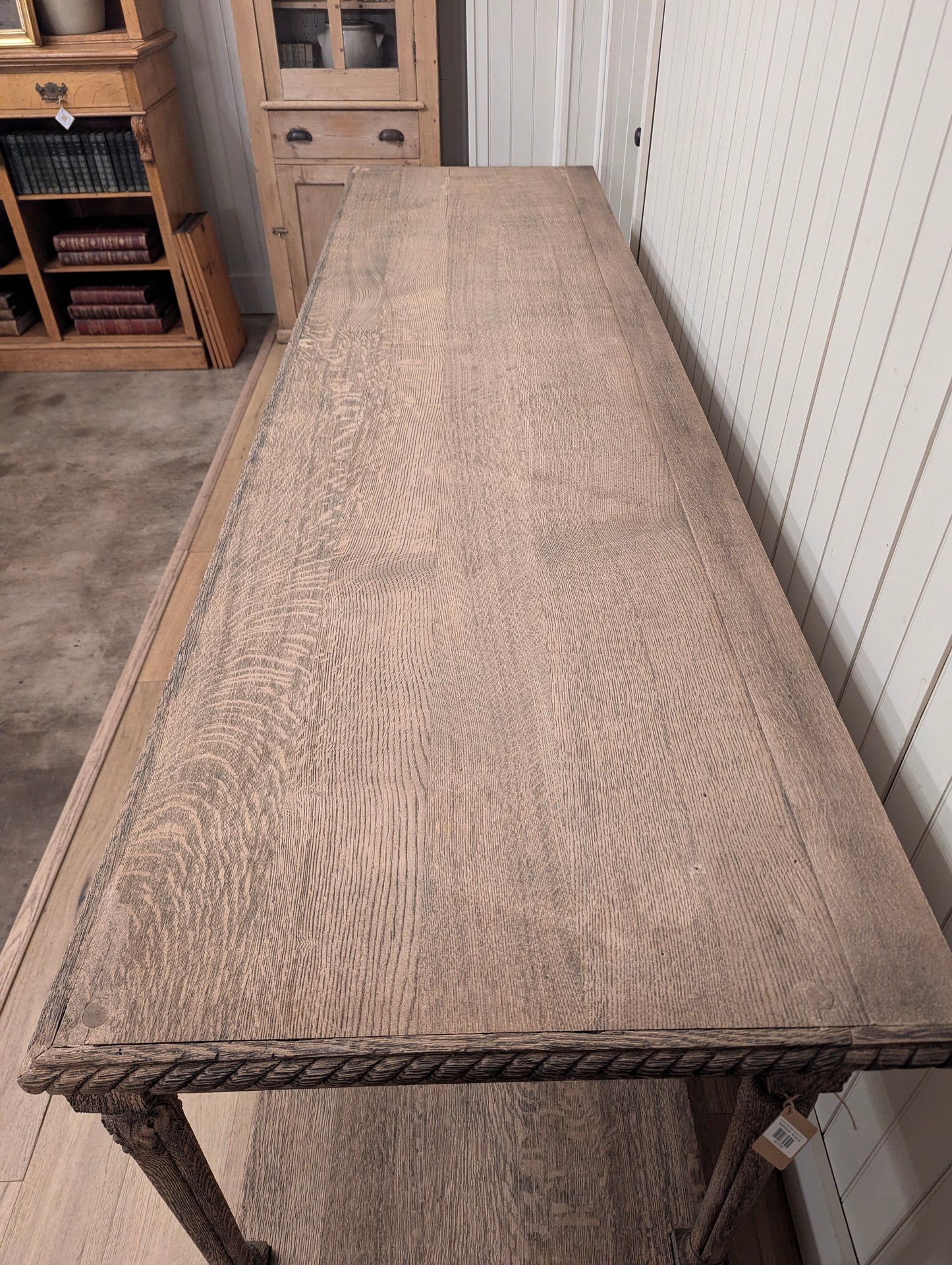 Scrubbed Oak Belgian Drapers Table 1