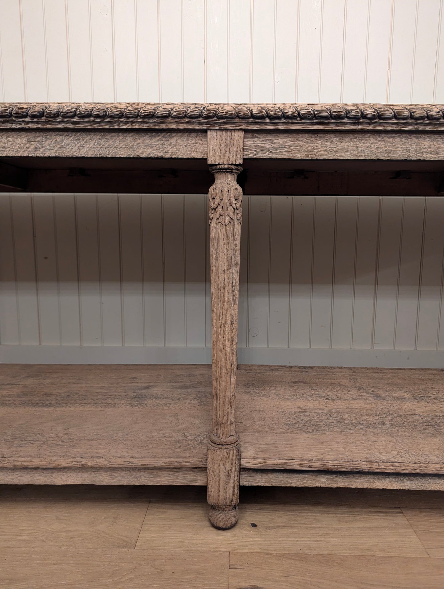 Scrubbed Oak Belgian Drapers Table 1