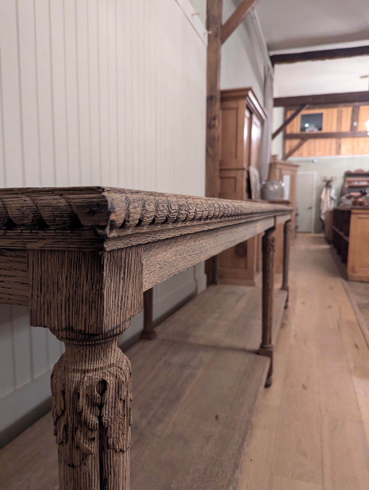 Scrubbed Oak Belgian Drapers Table 1