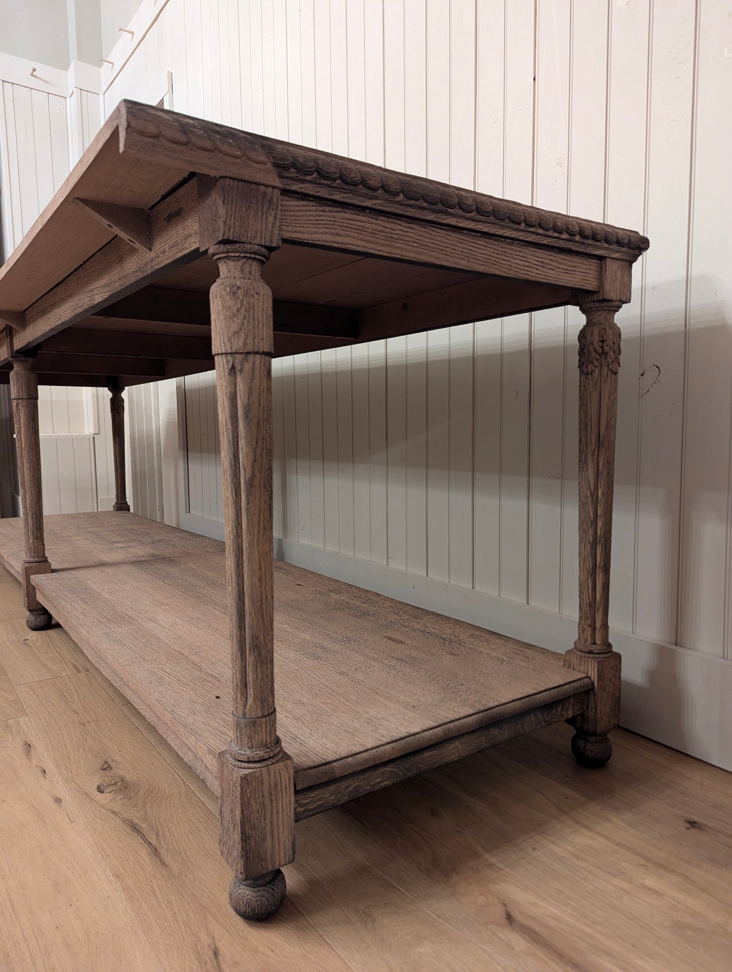 Scrubbed Oak Belgian Drapers Table 1