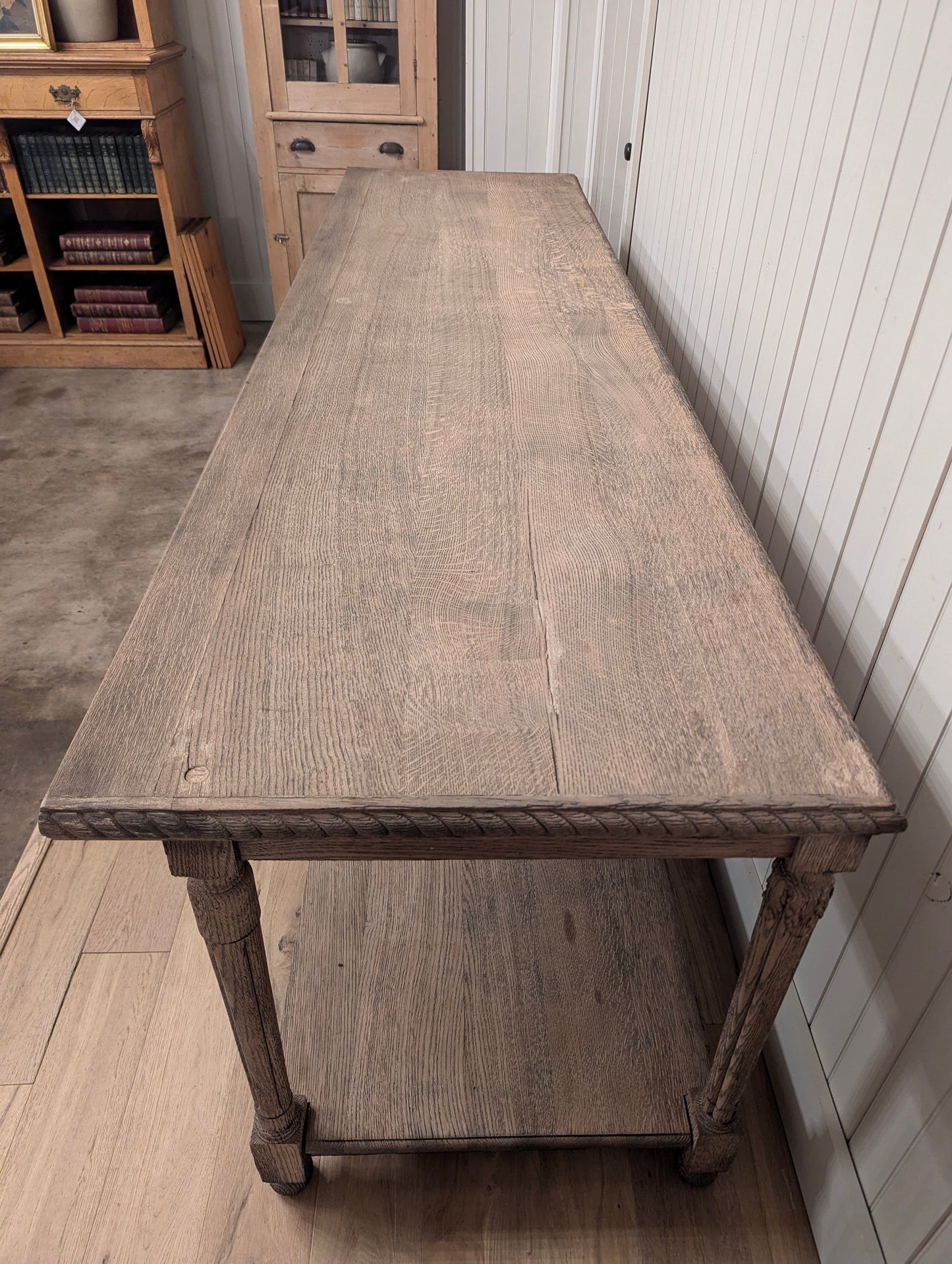 Scrubbed Oak Belgian Drapers Table 1