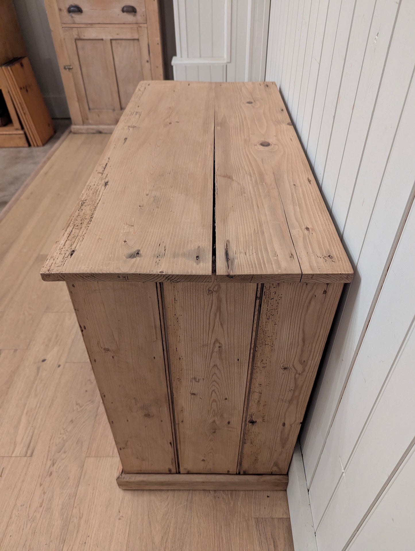 English Pine 2 Over 2 Chest