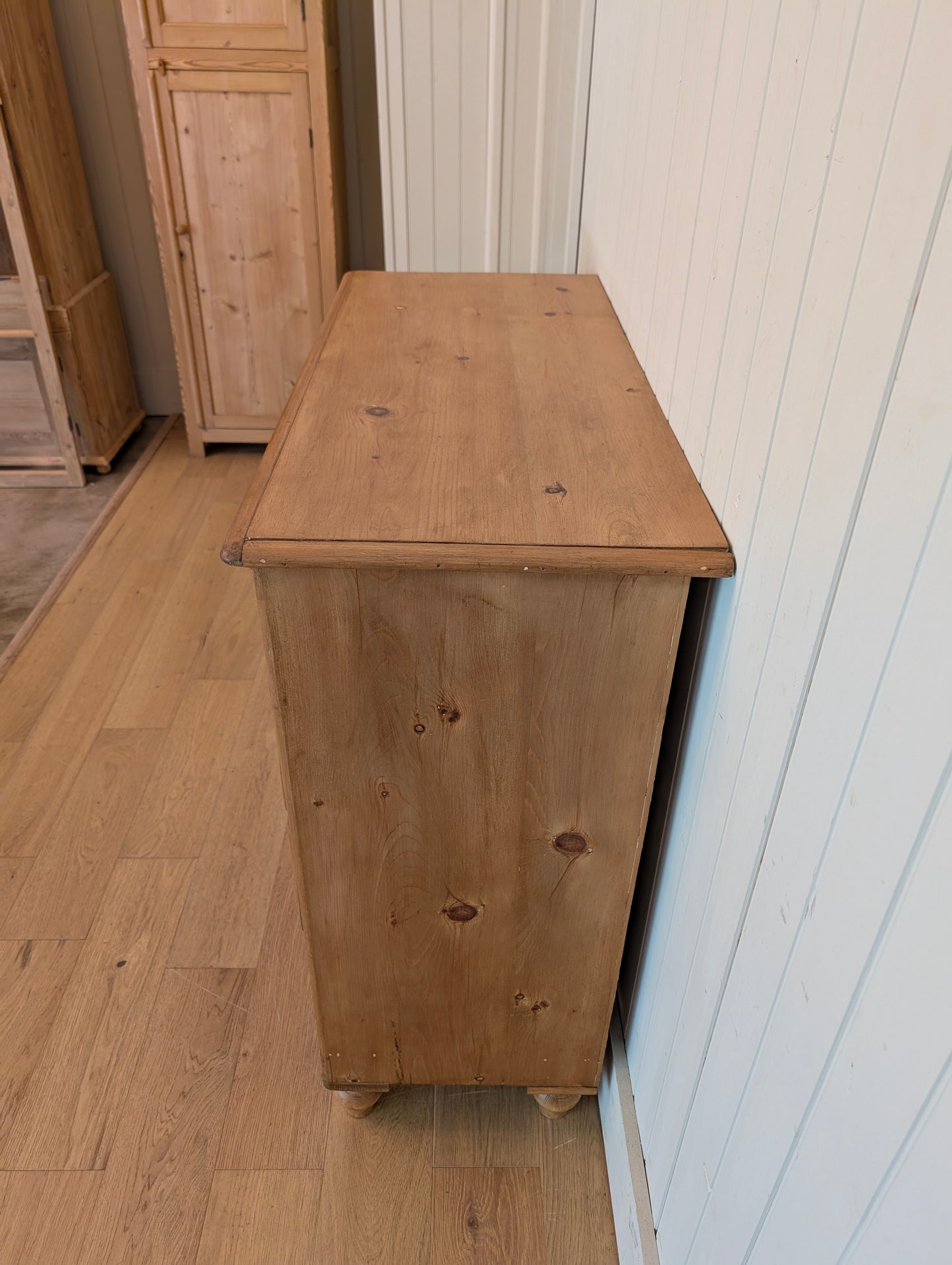 Honey Pine 2 Over 3 Chest