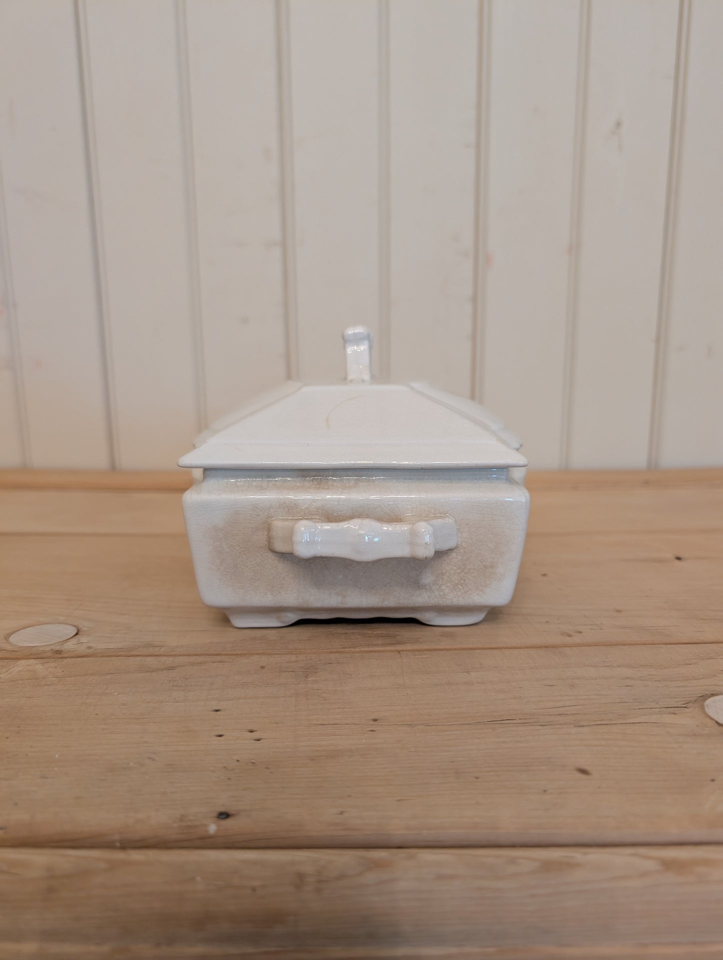 Johnson Brother Lidded Casserole Dish Large Stained