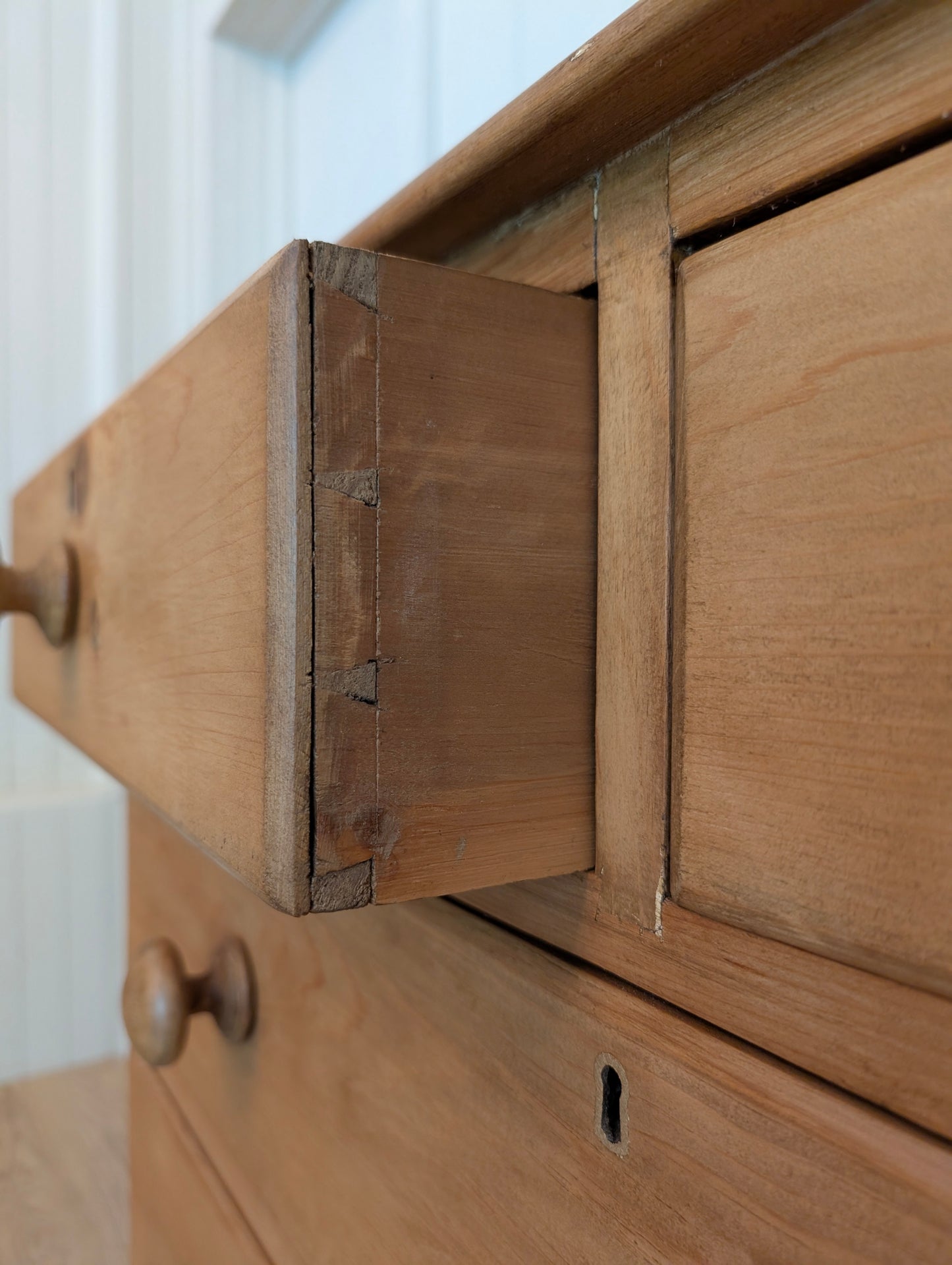 Honey Pine 2 Over 3 Chest