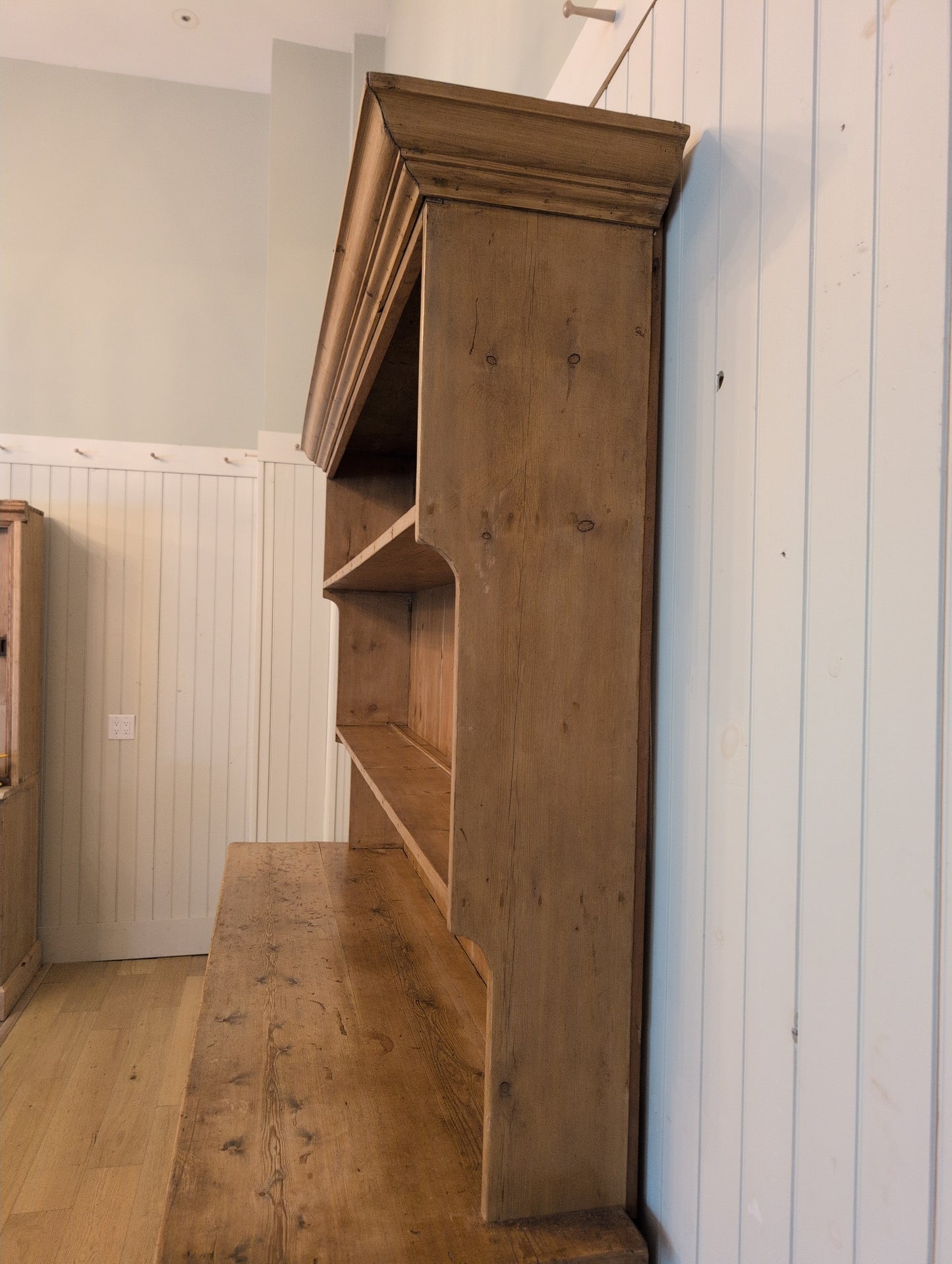 Majestic English Pine Hutch