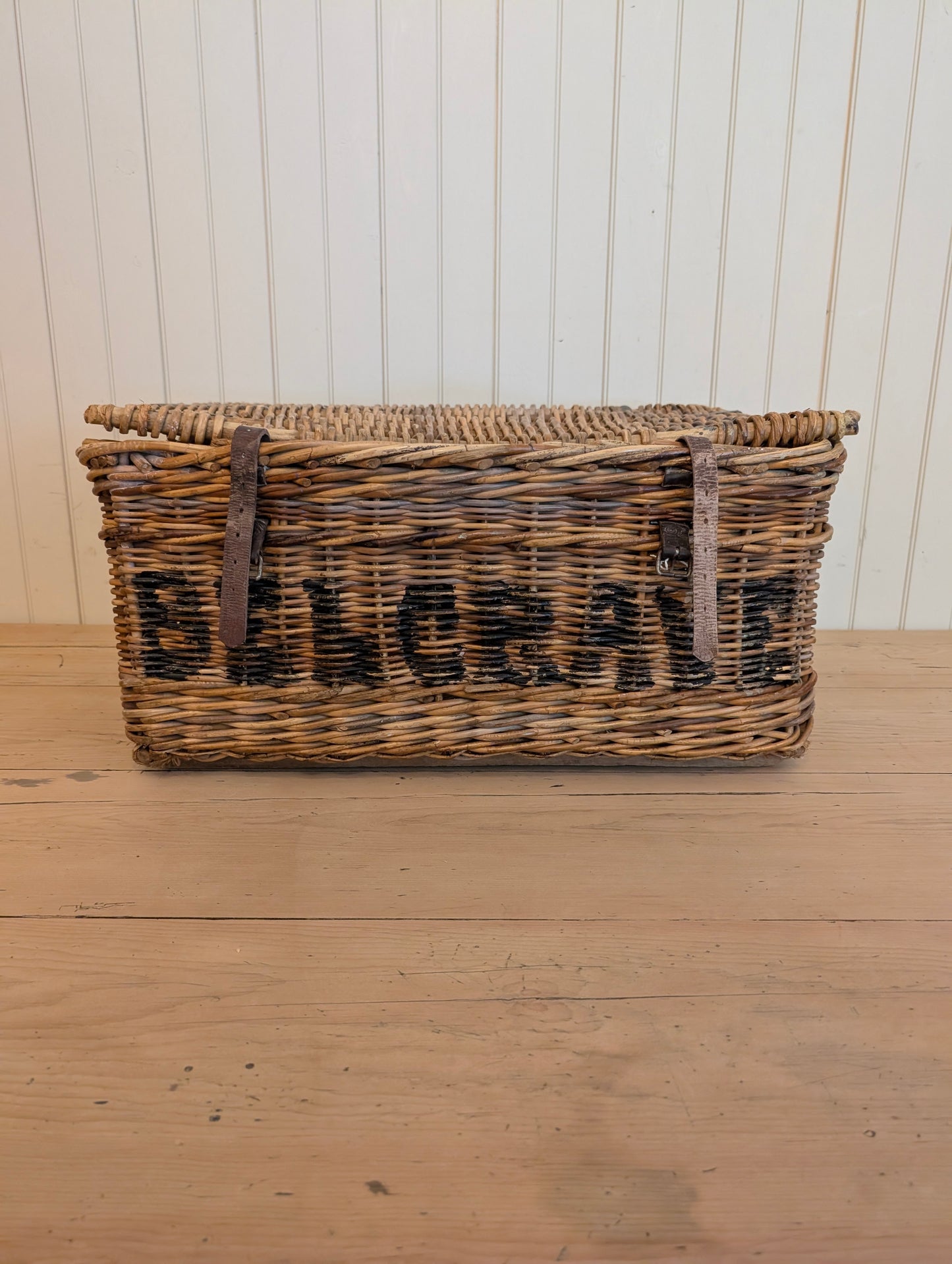 English Laundry Basket Belgrave