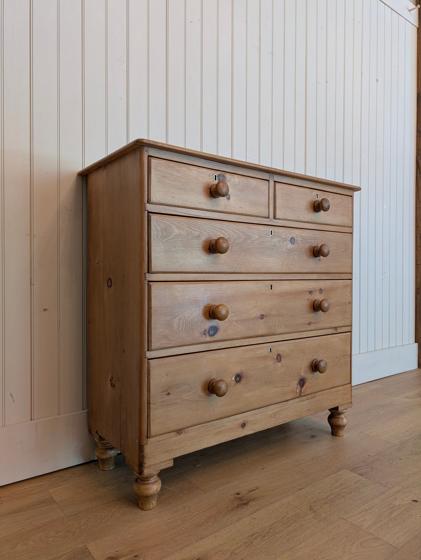Honey Pine 2 Over 3 Chest