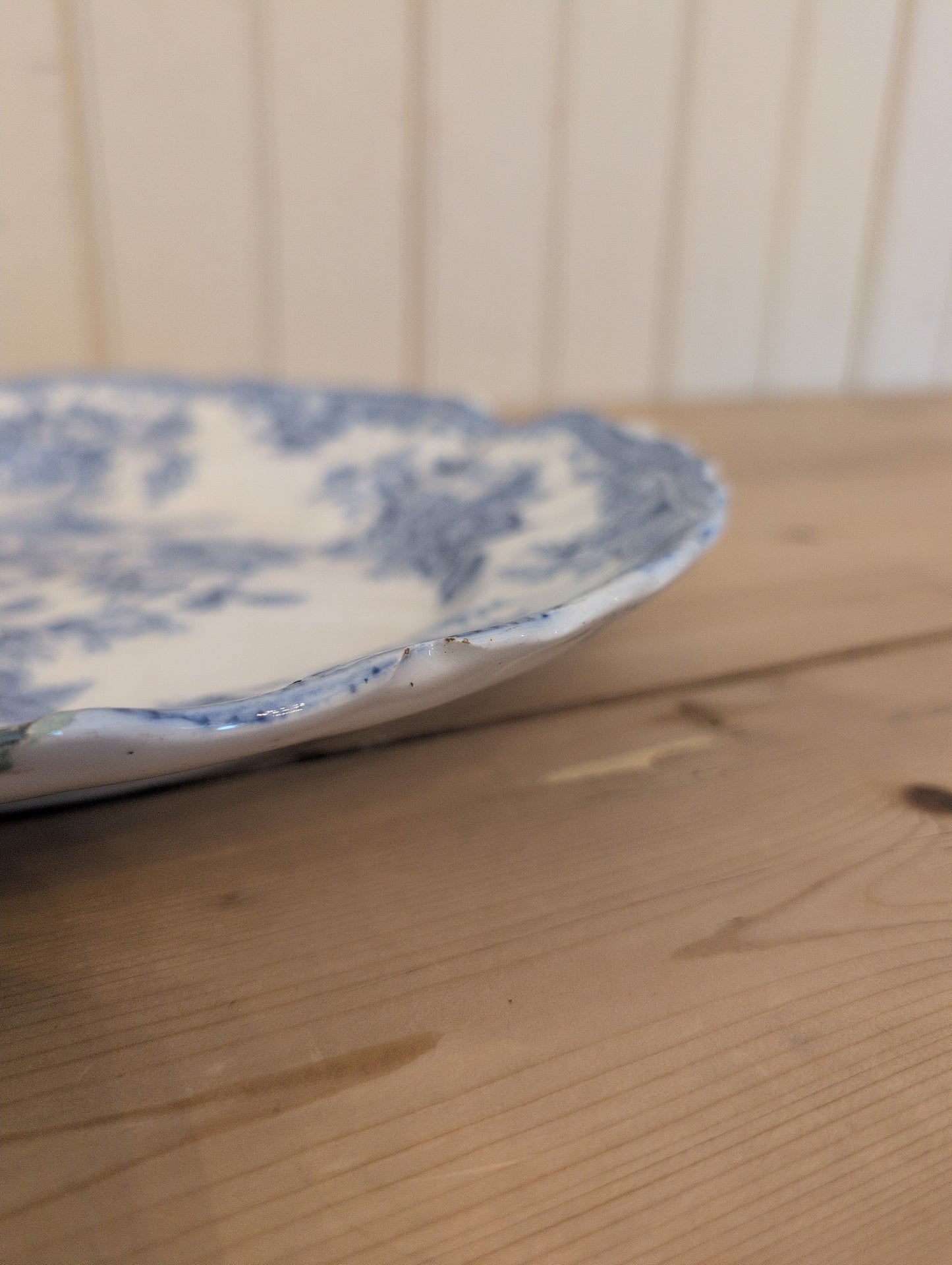 Asiatic Pheasant XL Scalloped Diamond Platter