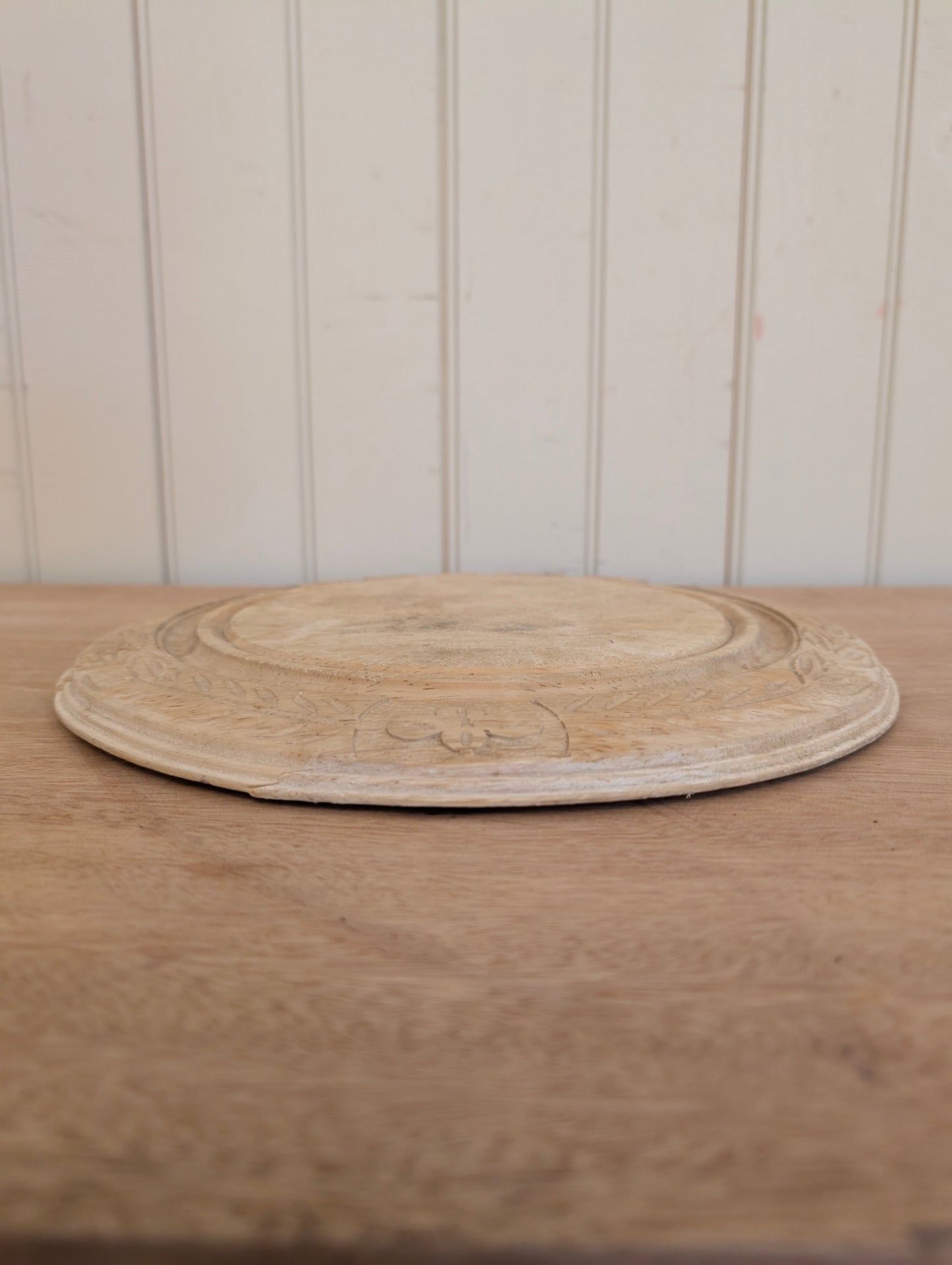 English Round Breadboard