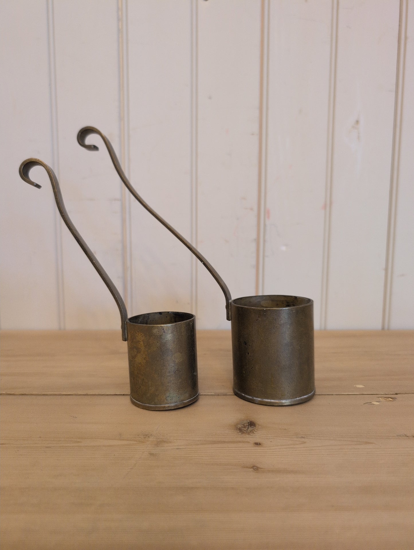 Set of 2 Brass Measures
