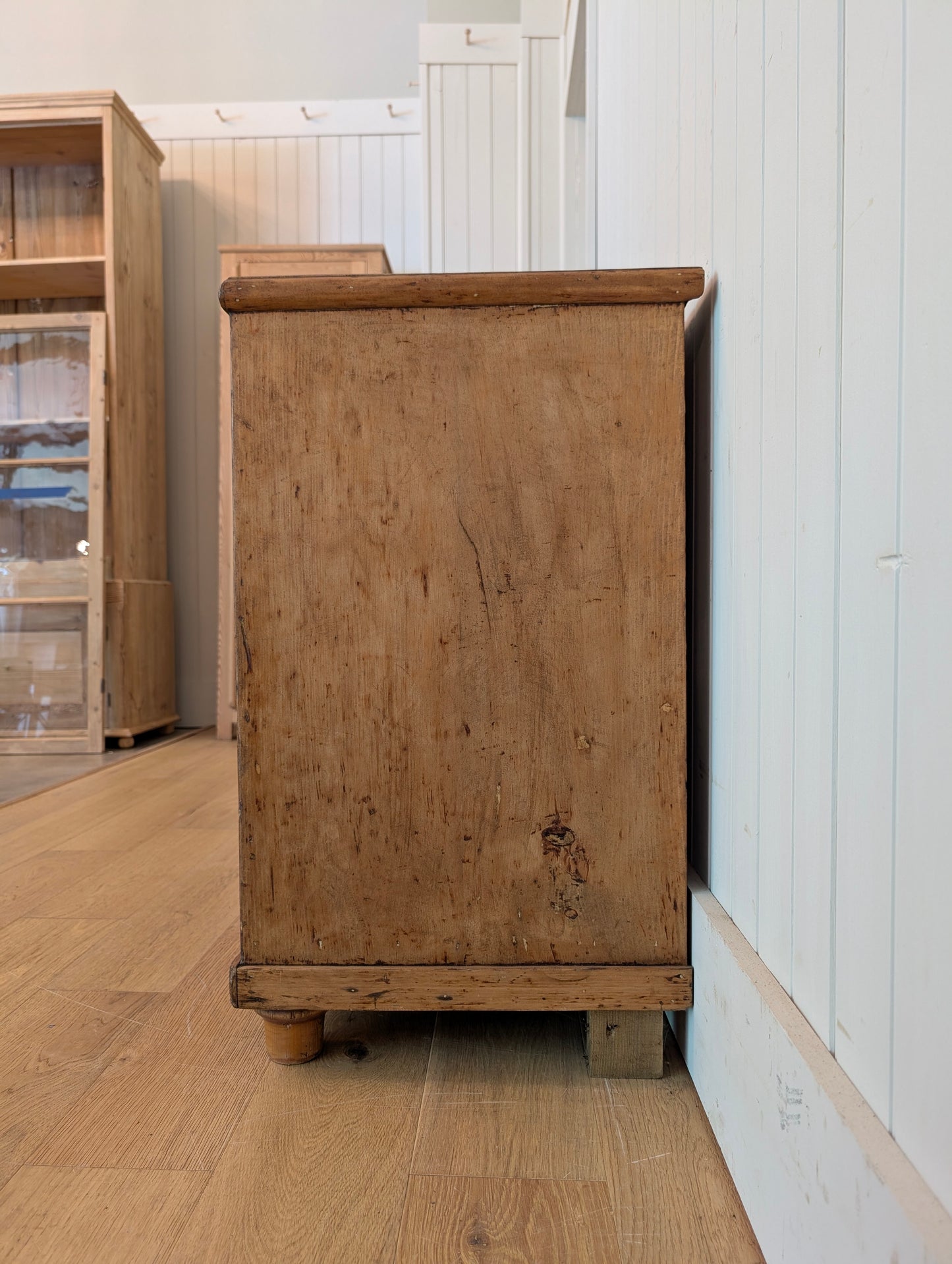2 Over 2 Pine Chest - Dark Knob
