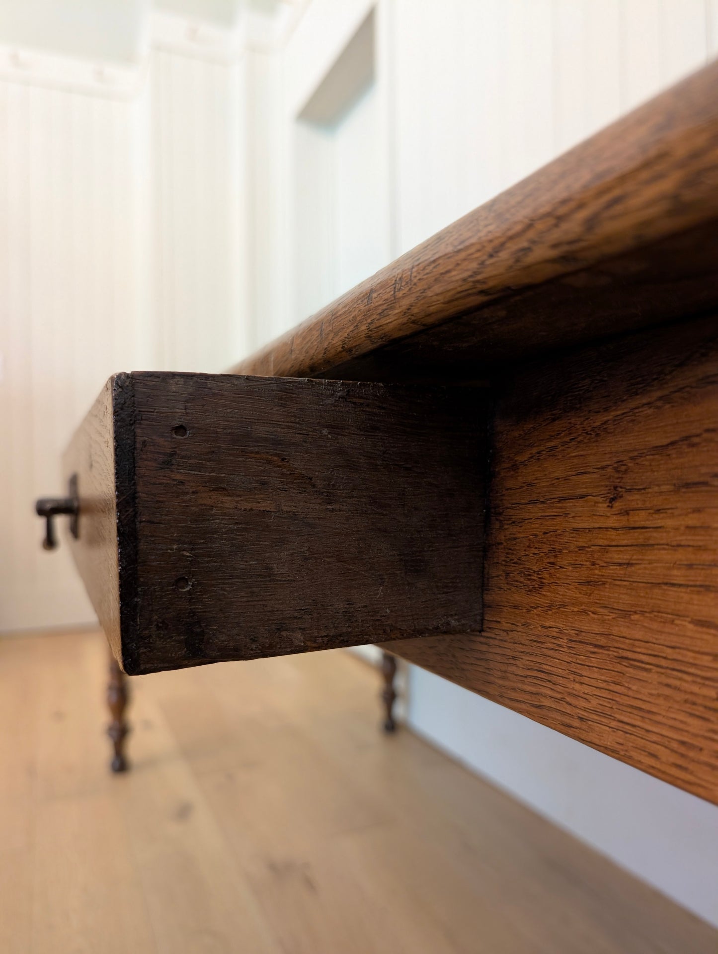 Victorian Oak 2 Drawer Table