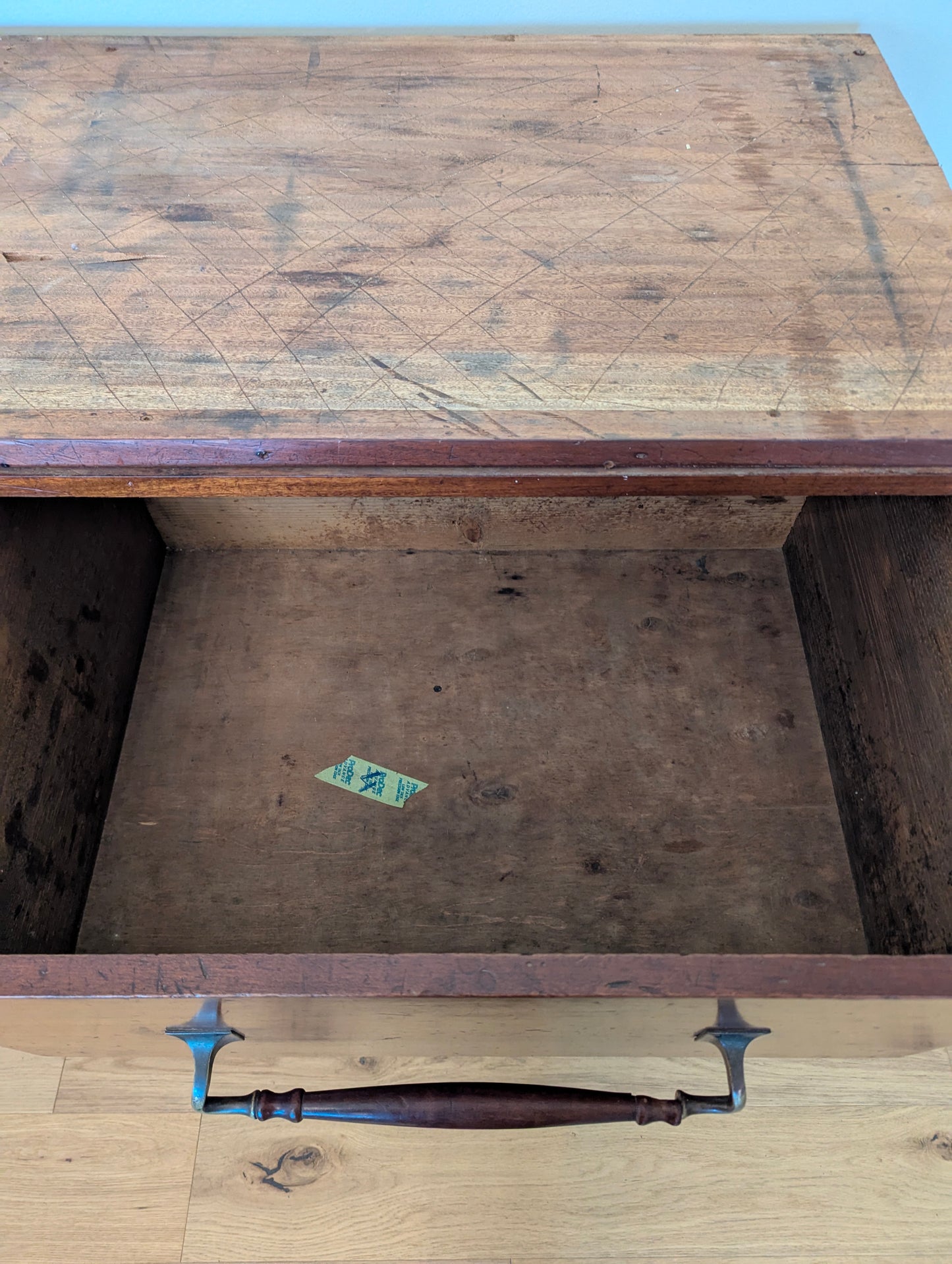 Mahogany Bank of 8 Drawers