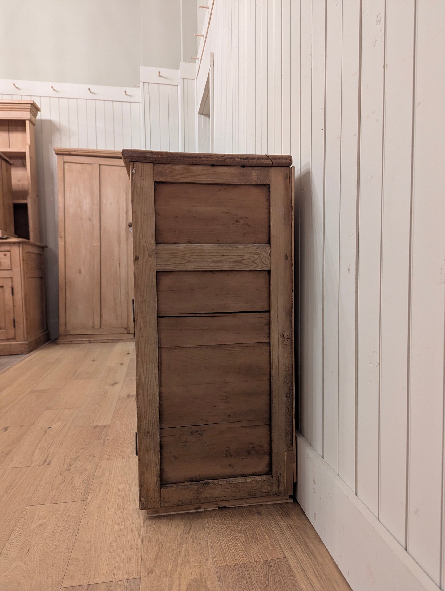 Stout Pine 2 Door Cupboard
