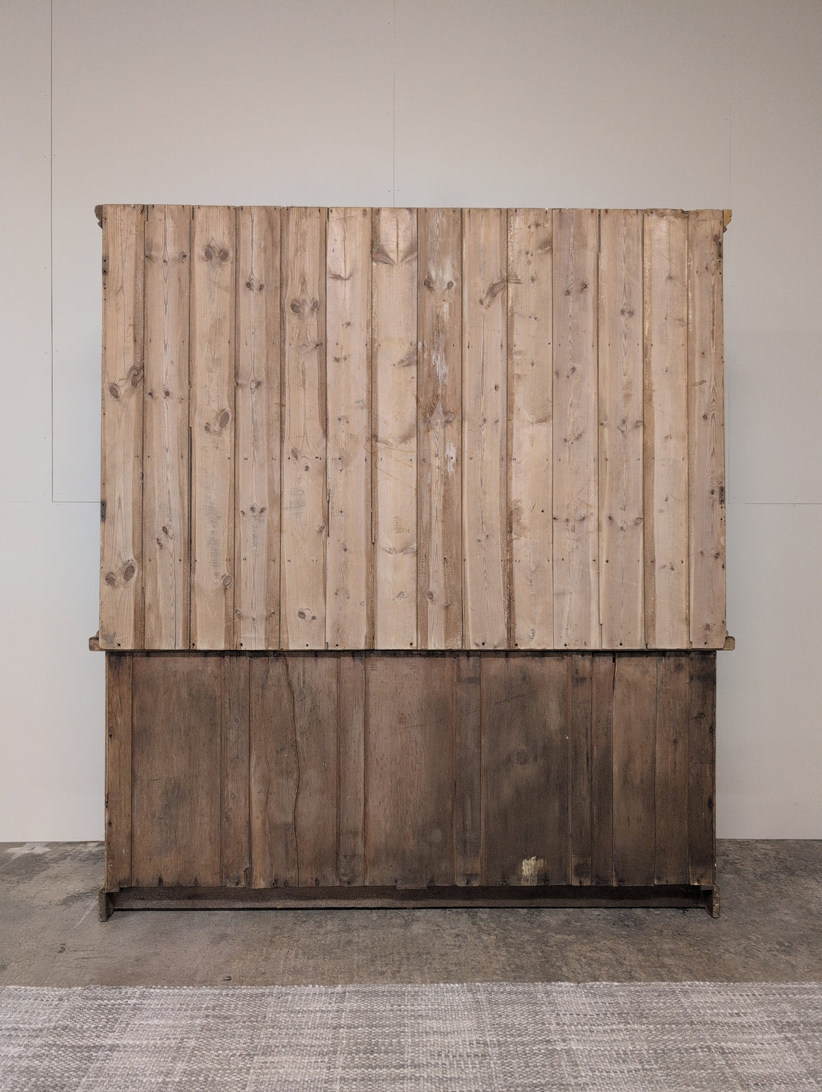 Traditional Country House Dresser