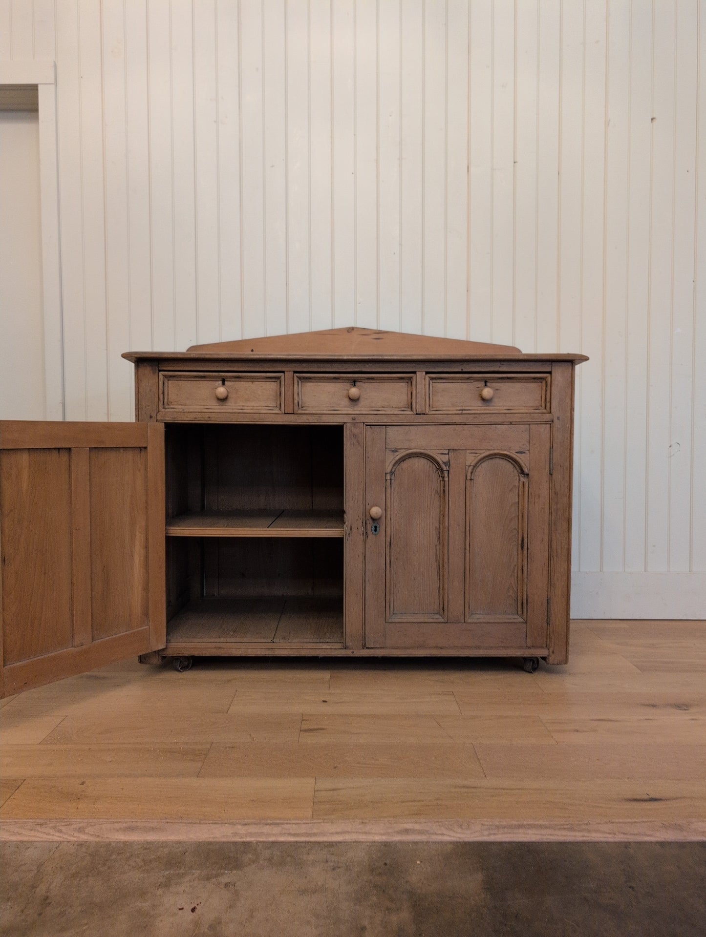 Arched Door Pine Sideboard