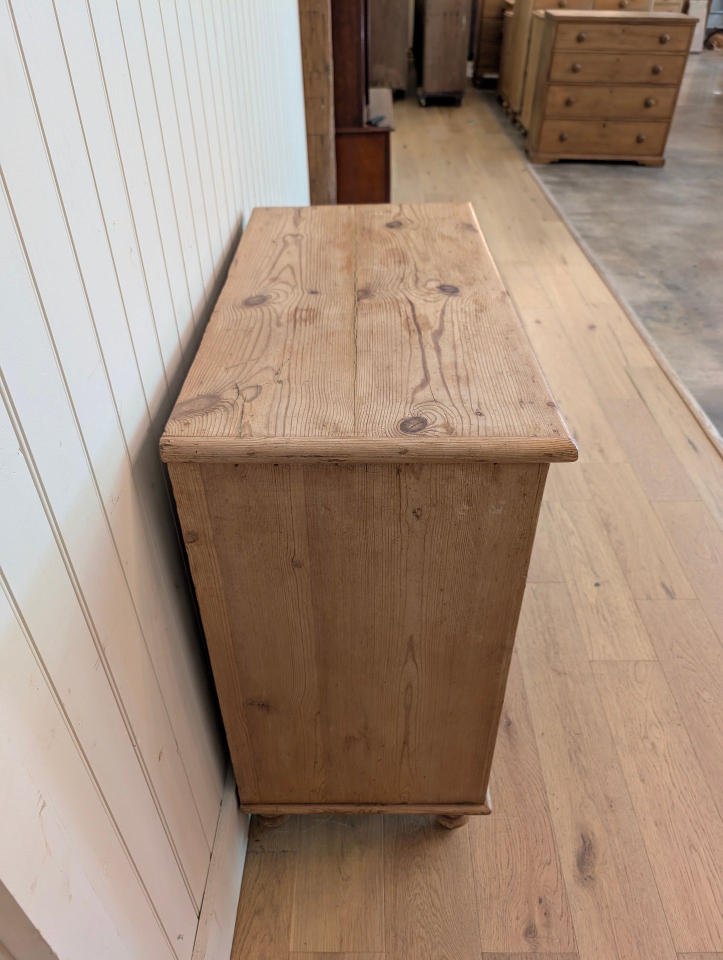 Grand 3 Drawer Pine Chest