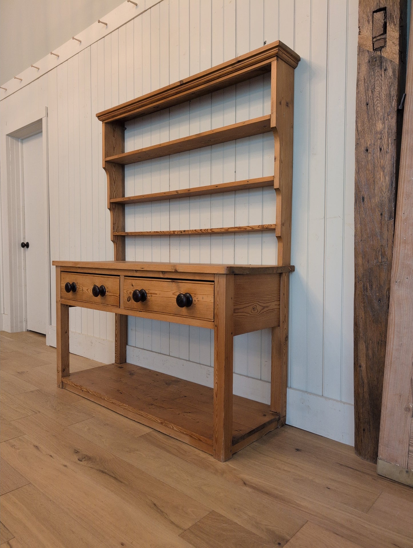 English Pine Potboard Hutch