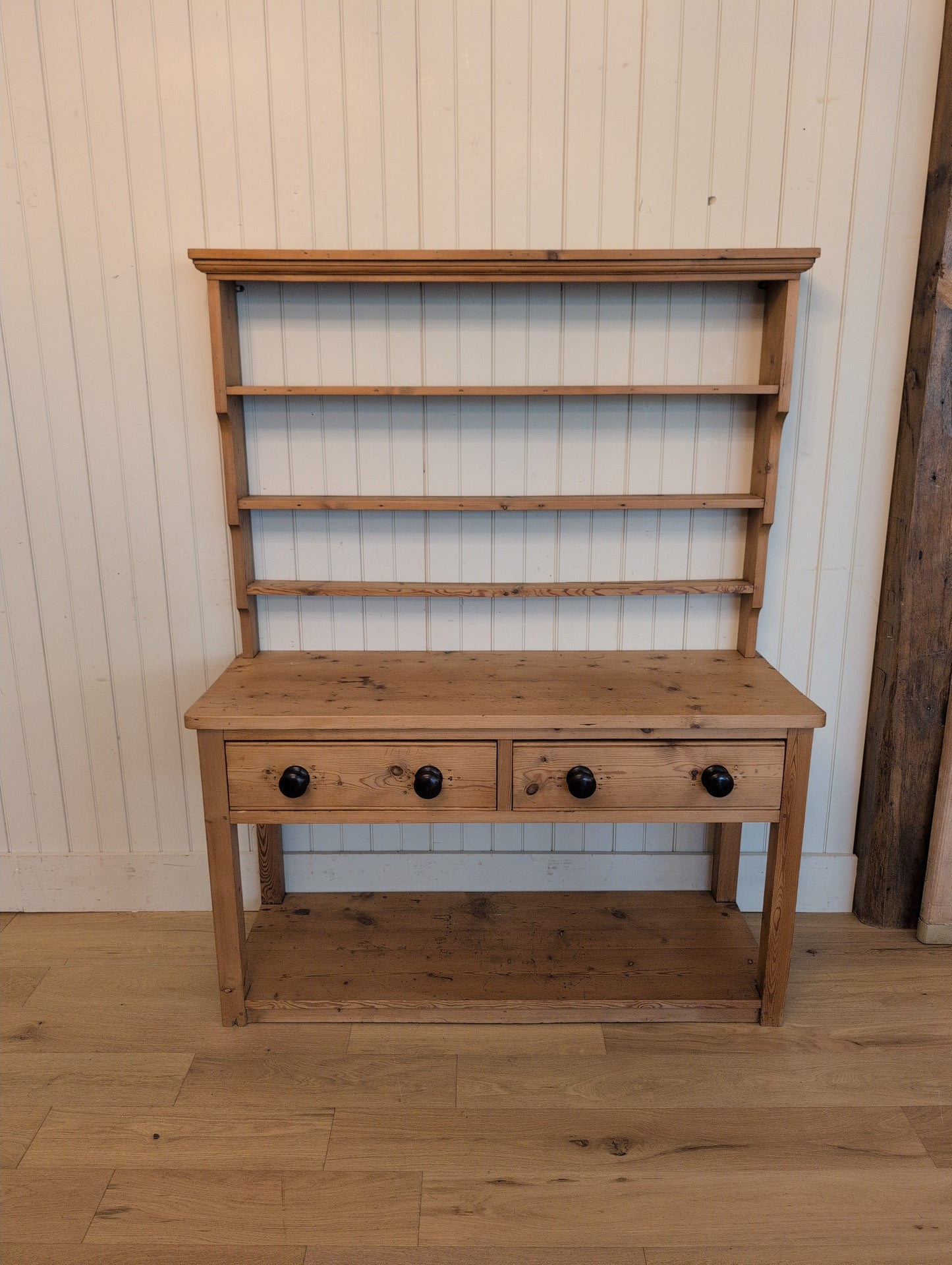 English Pine Potboard Hutch