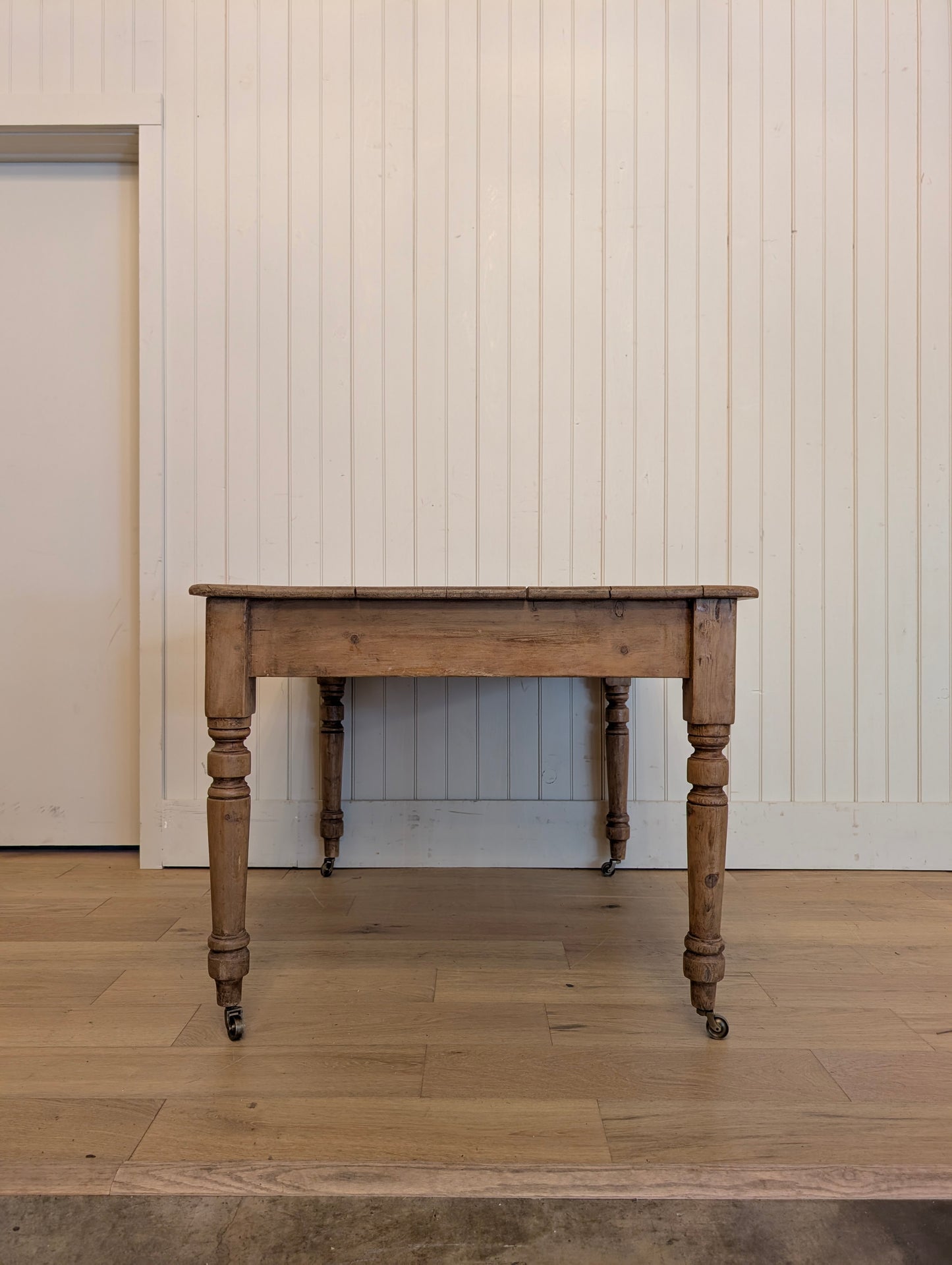 Single Drawer Pine Kitchen Table