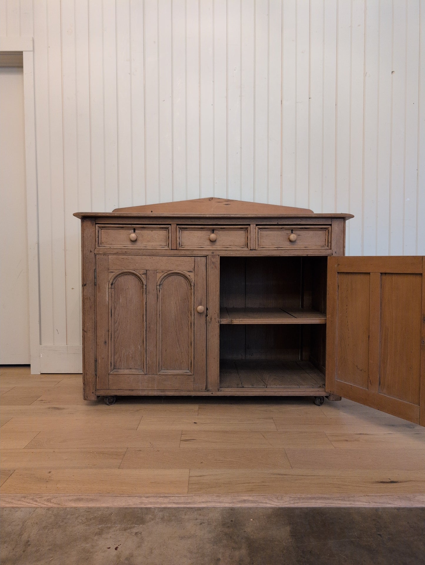 Arched Door Pine Sideboard