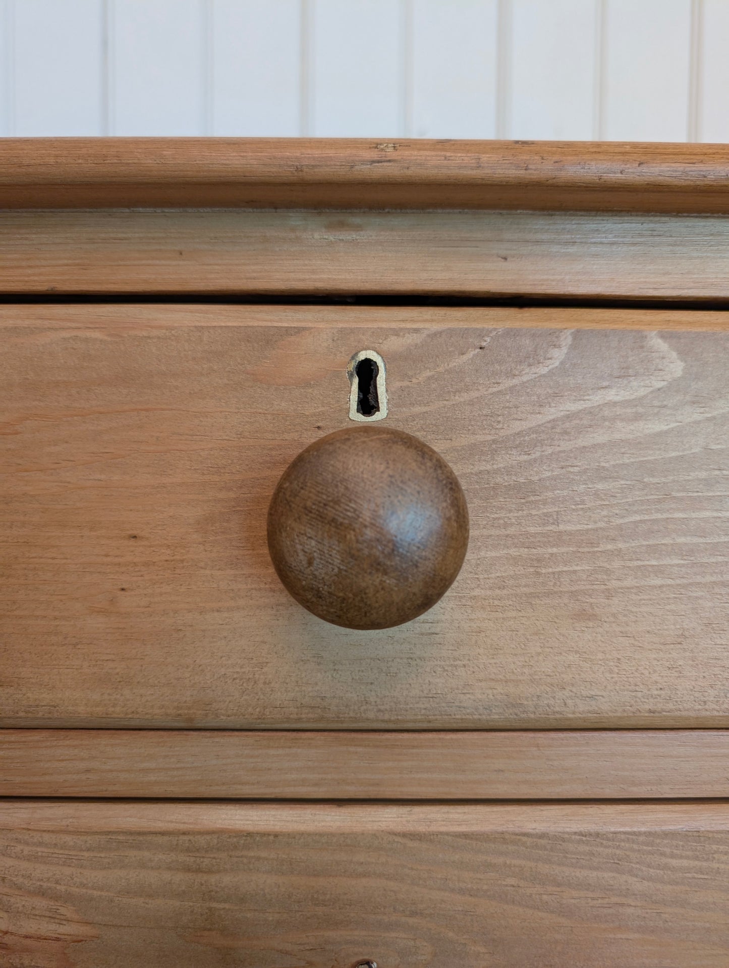 Honey Pine 2 Over 3 Chest