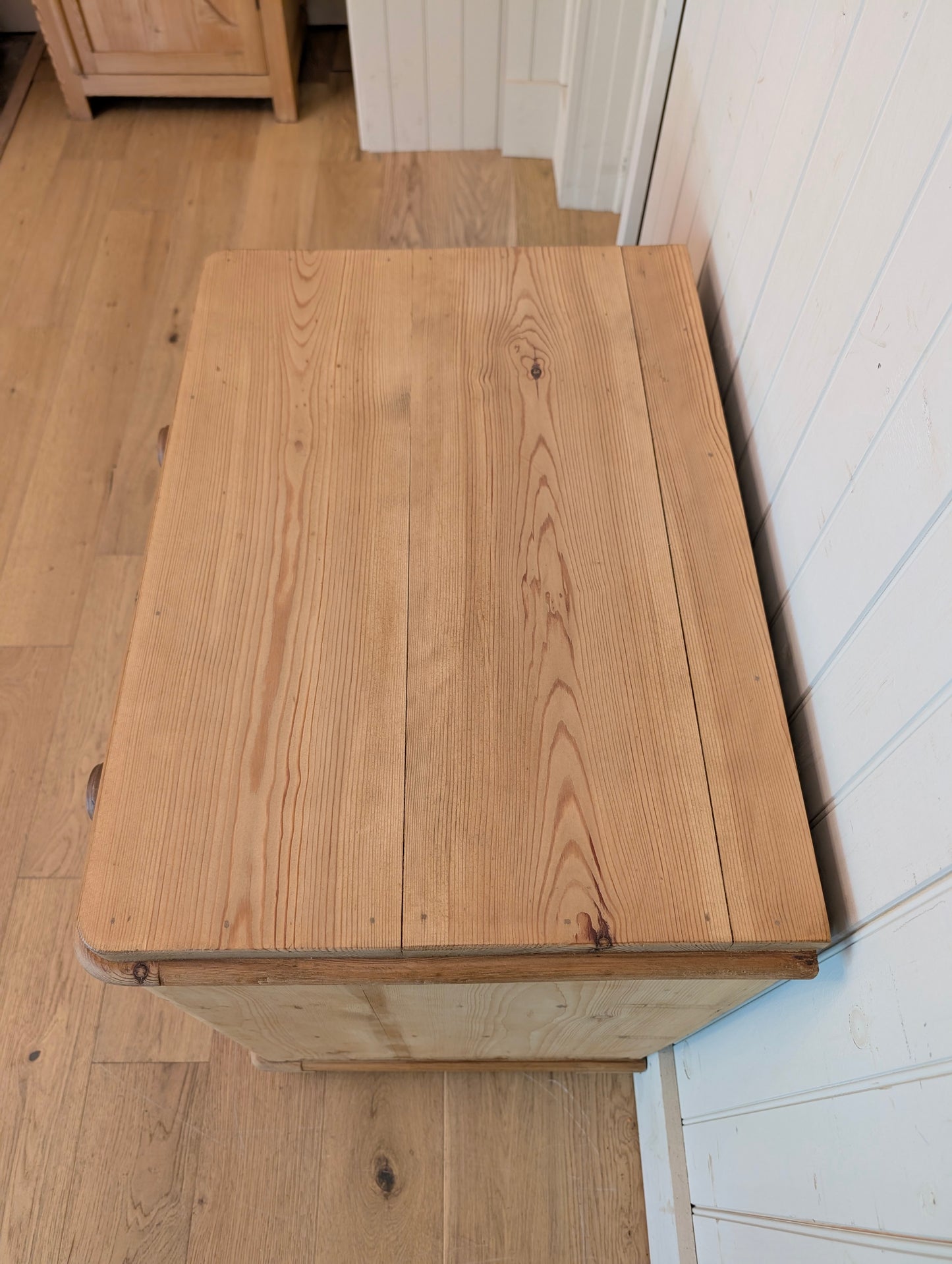 Petite 3 Drawer Chest