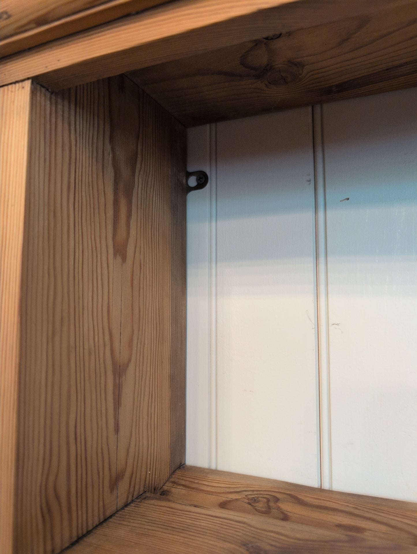 English Pine Potboard Hutch