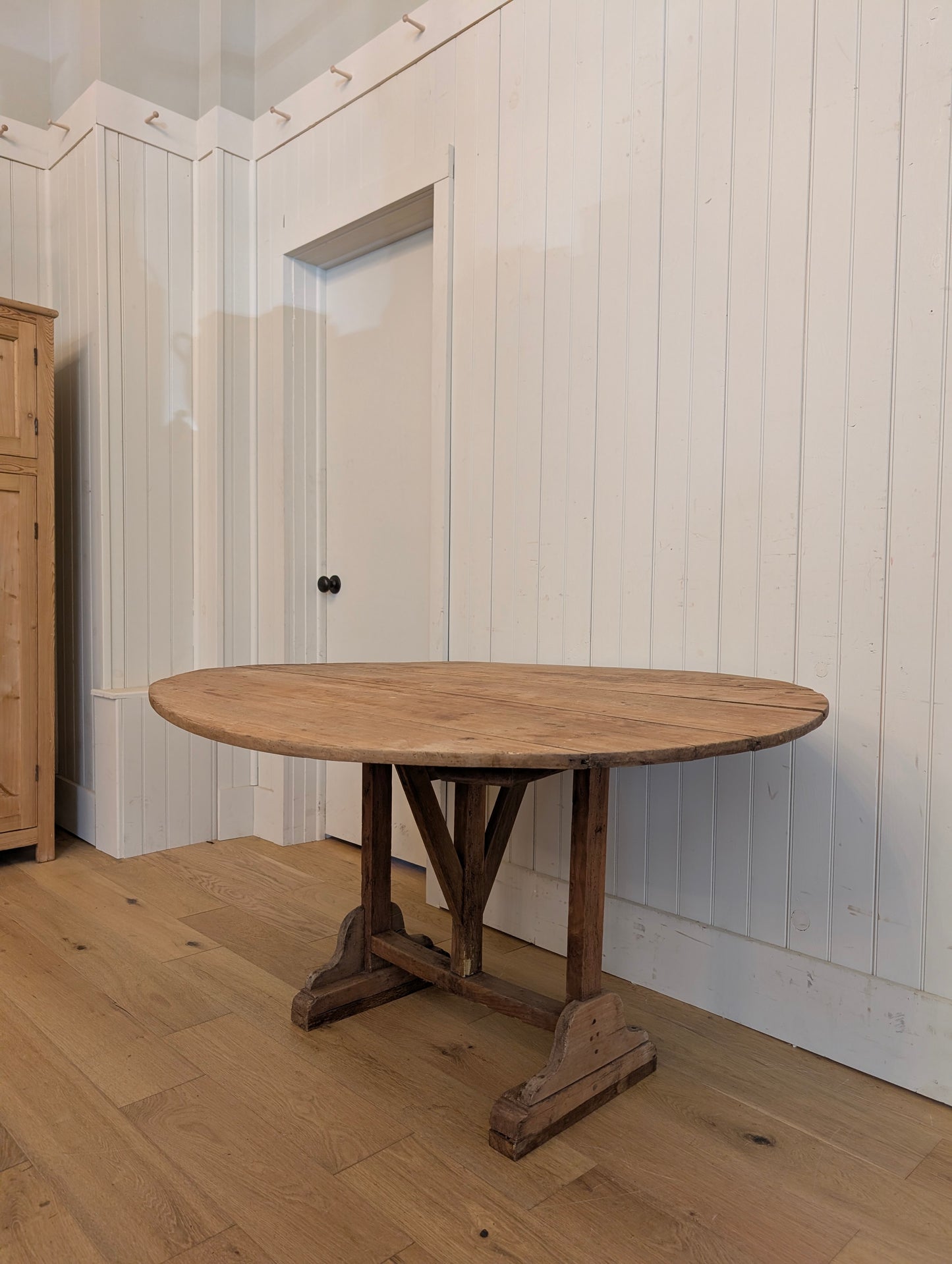Oblong French Vineyard Table