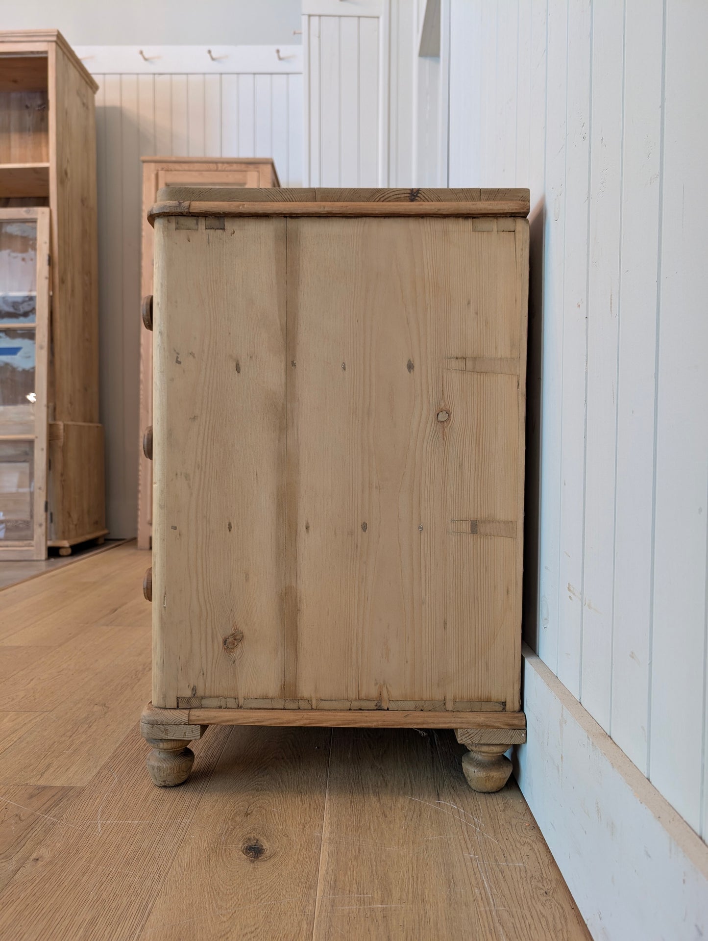 Petite 3 Drawer Chest