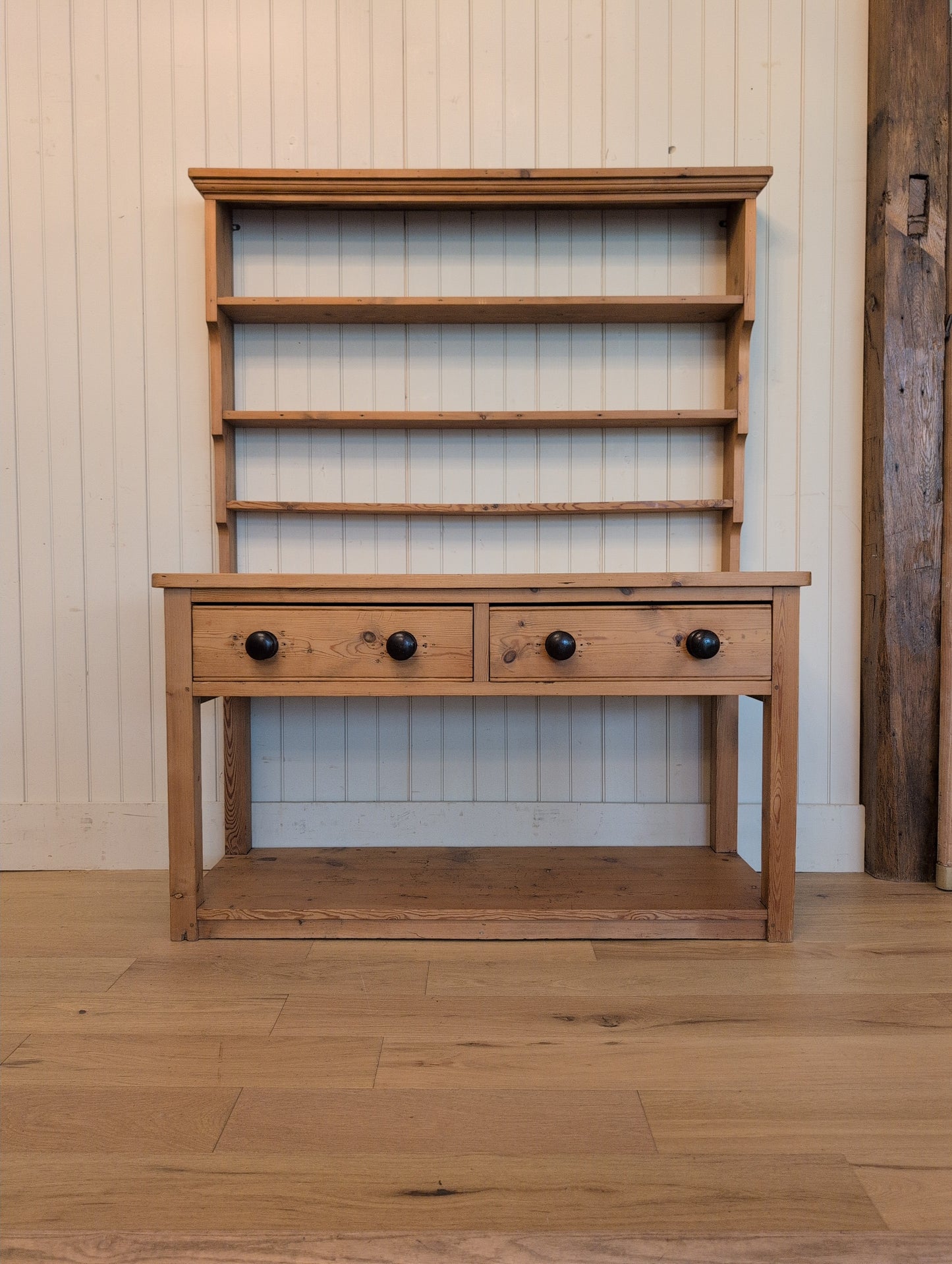 English Pine Potboard Hutch