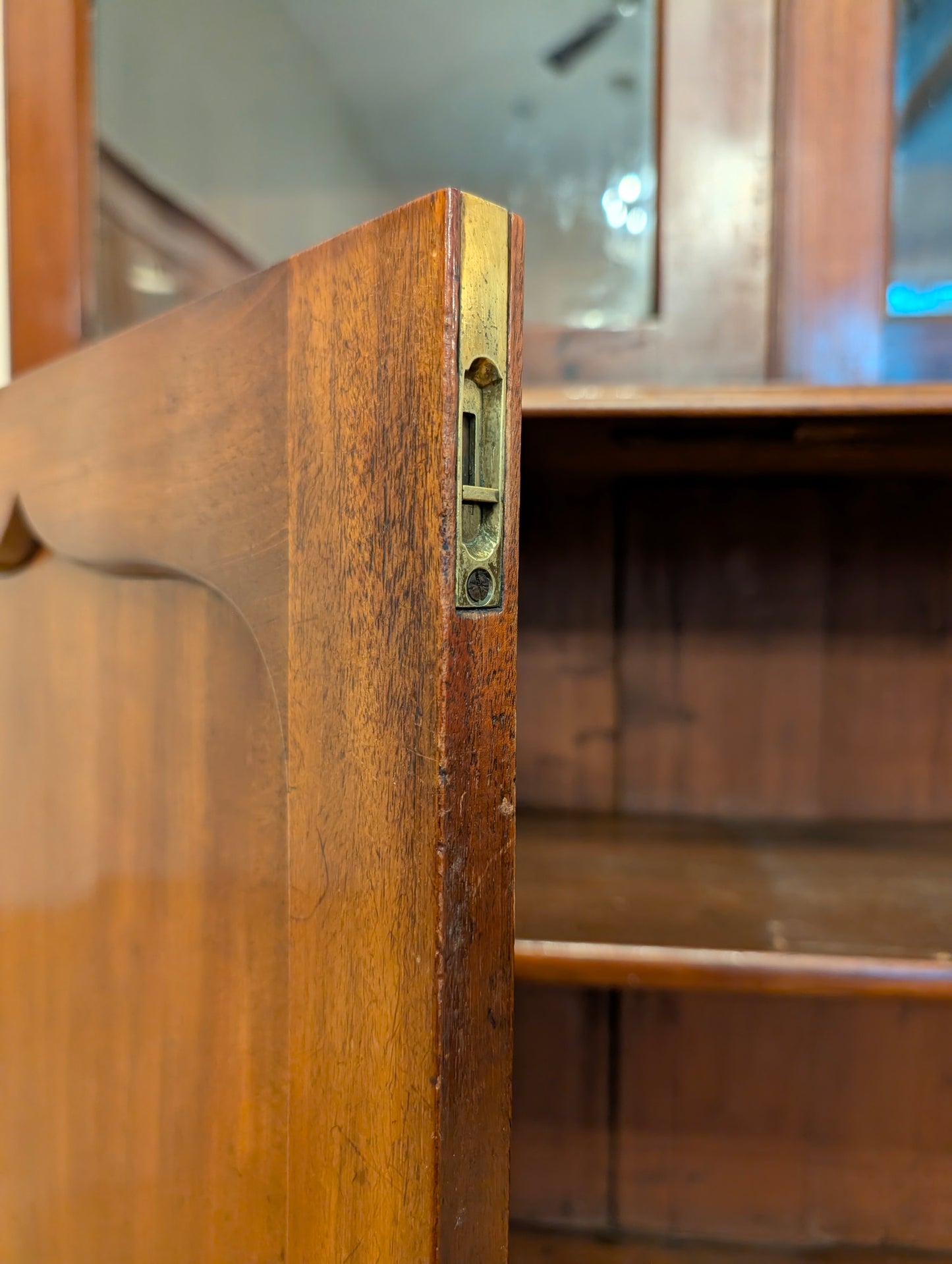 Glass Door Mahogany Hutch
