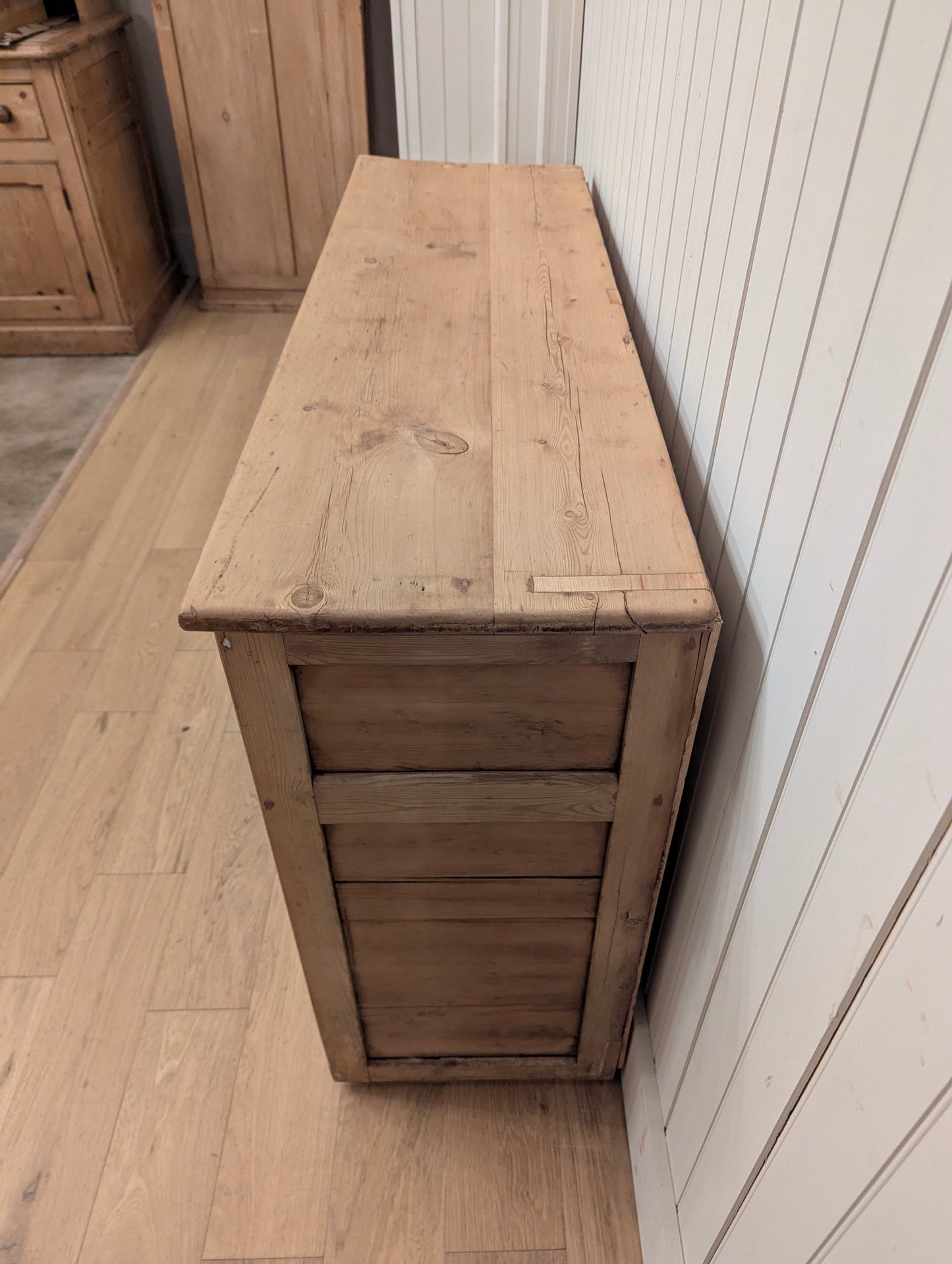 Stout Pine 2 Door Cupboard