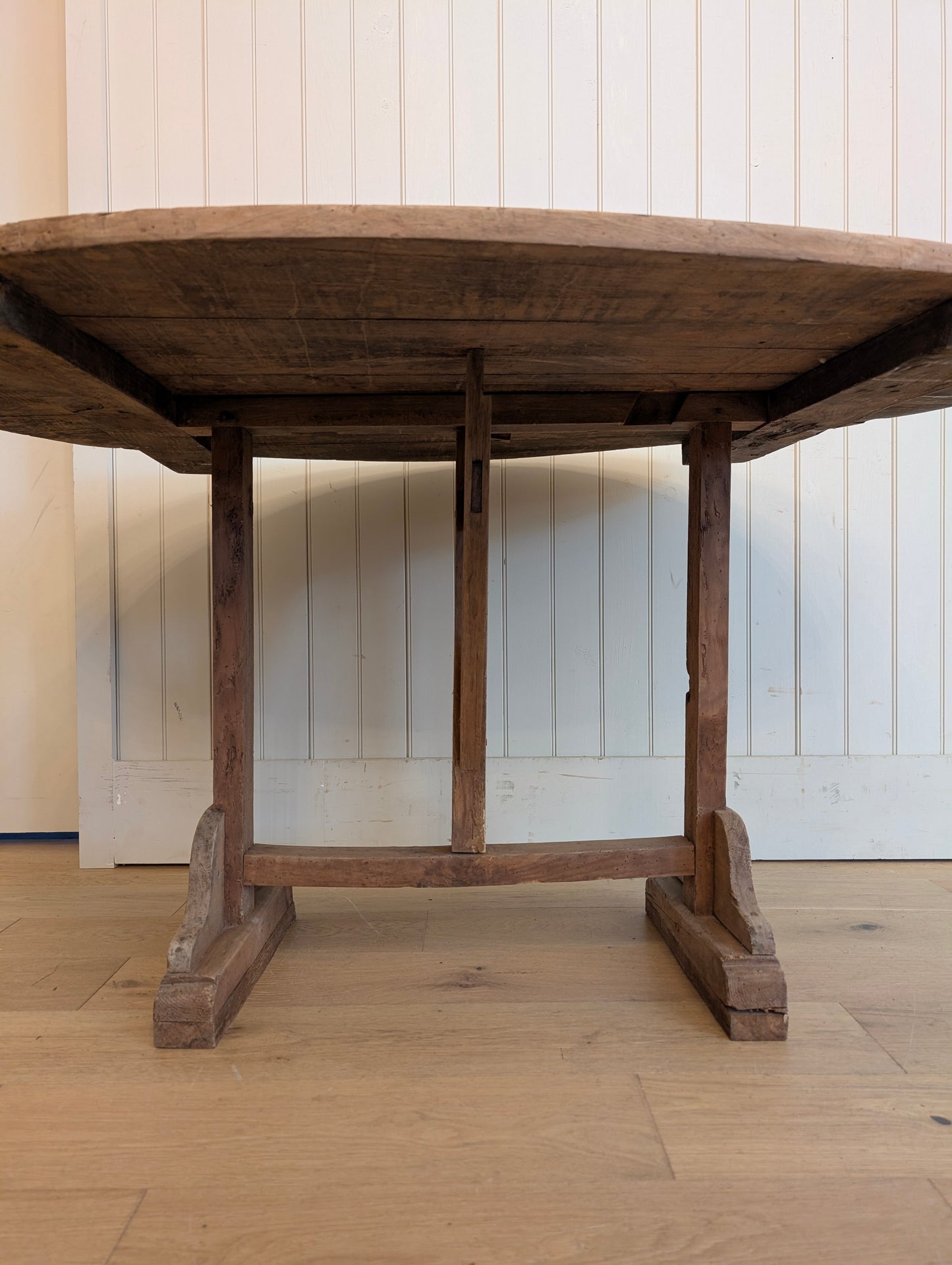 Oblong French Vineyard Table