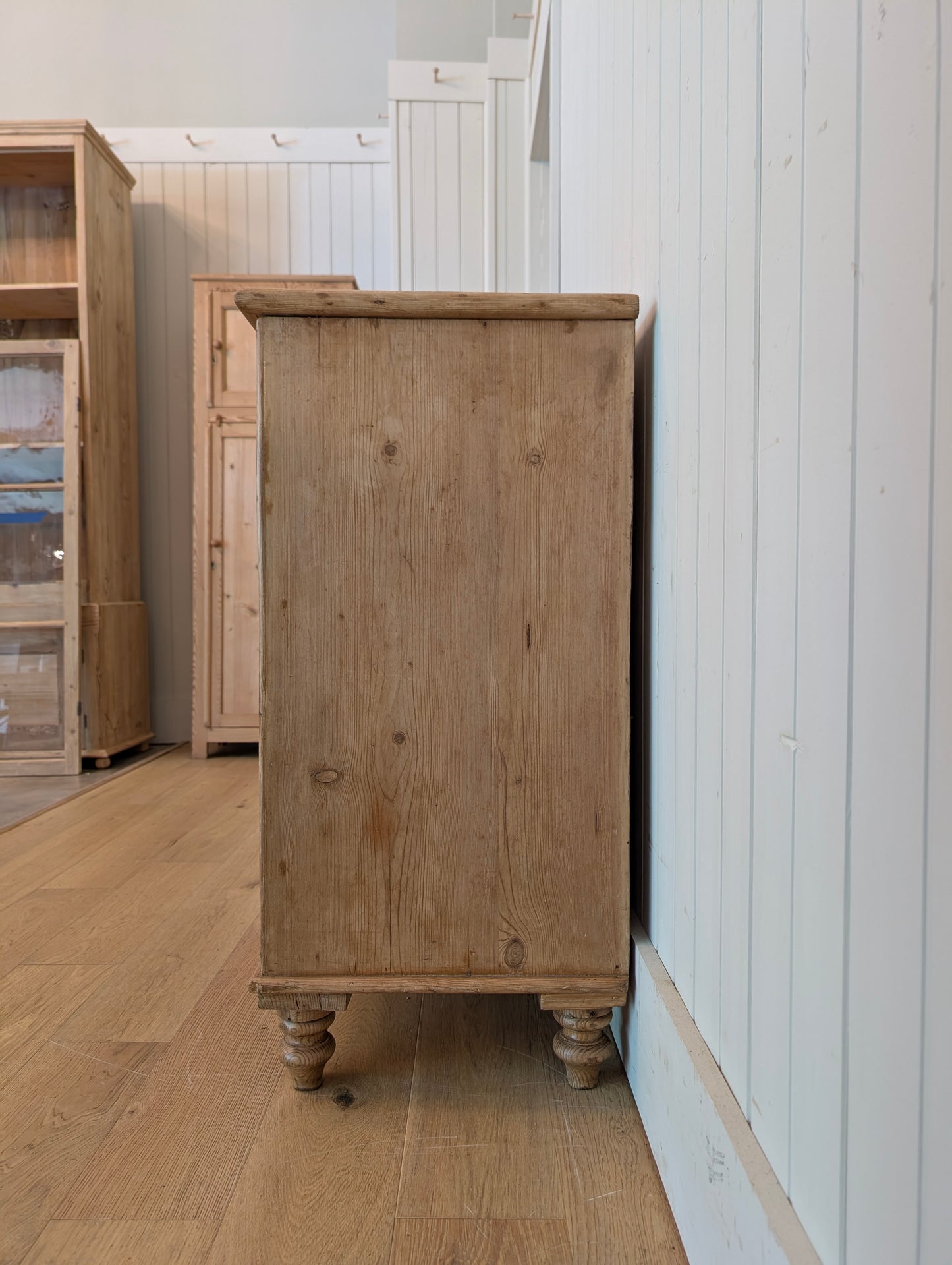 Grand 3 Drawer Pine Chest
