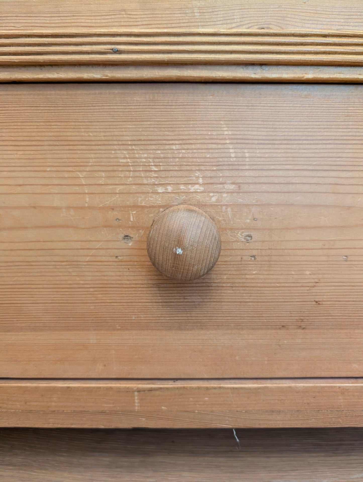 Scandinavian Knockdown Wardrobe w/Mirror