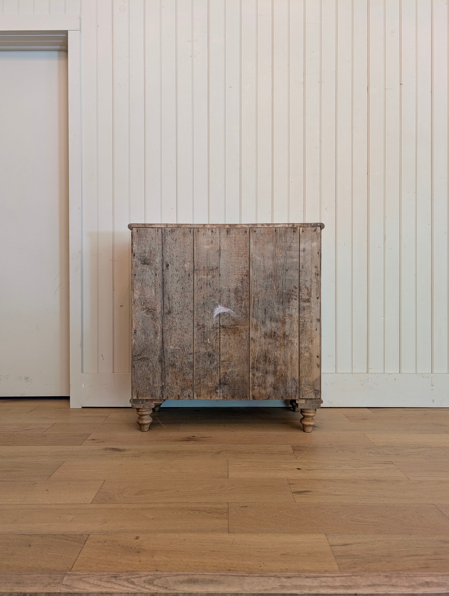 Grand 3 Drawer Pine Chest