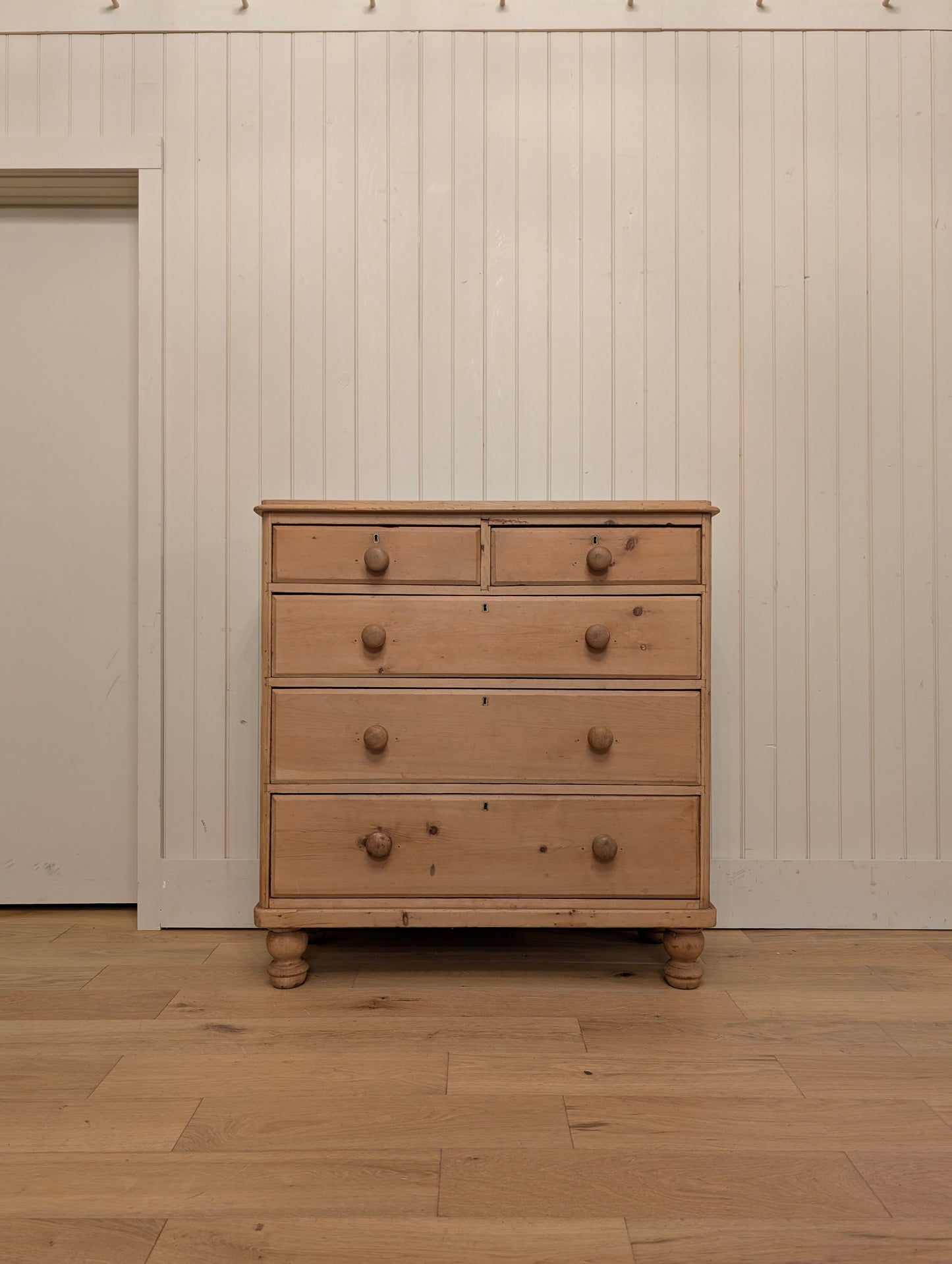 Handsome Pine 2 Over 3 Chest